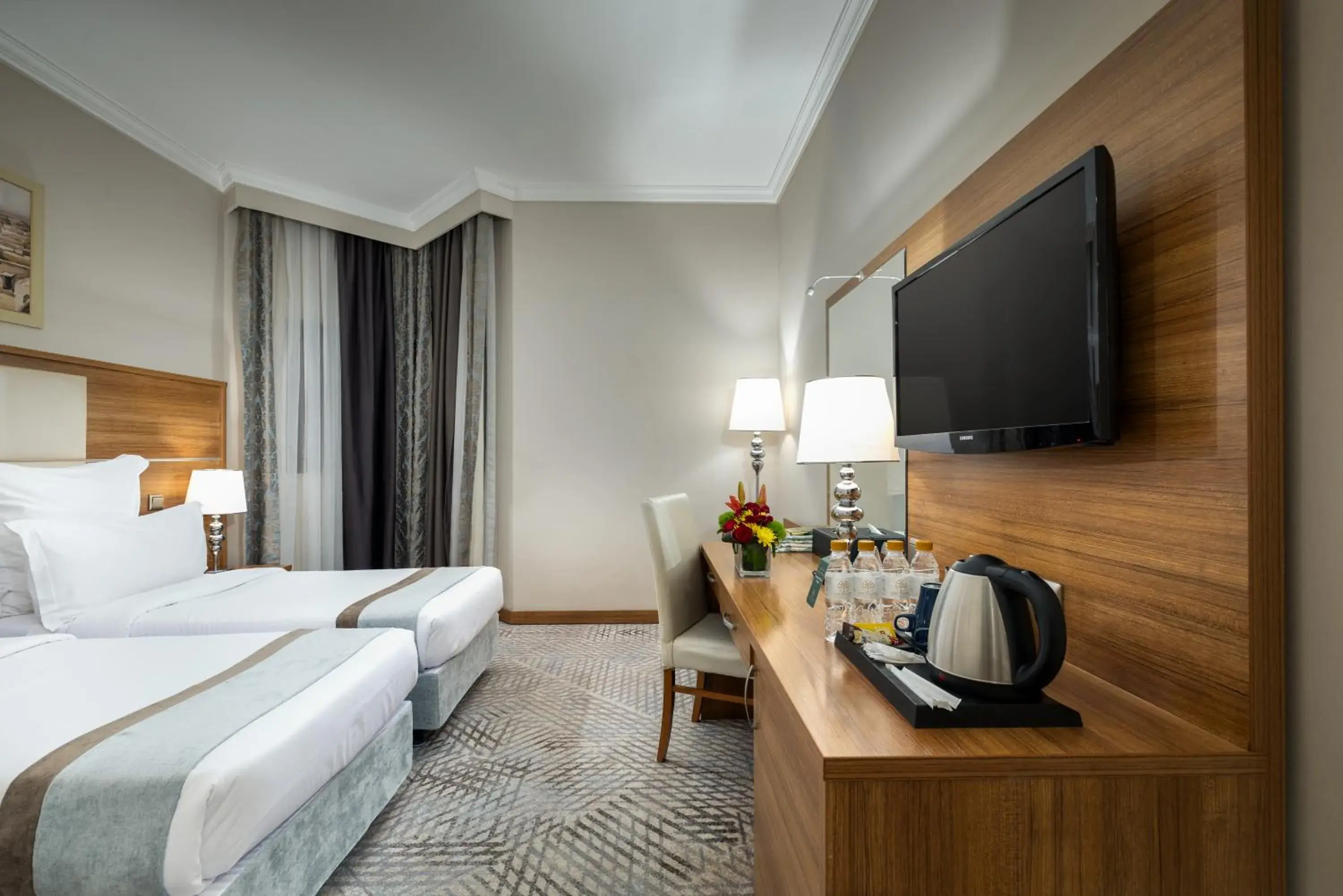 Bedroom, Bed in Emaar Al Mektan Hotel Bedroom, Bed in Emaar Al Mektan Hotel