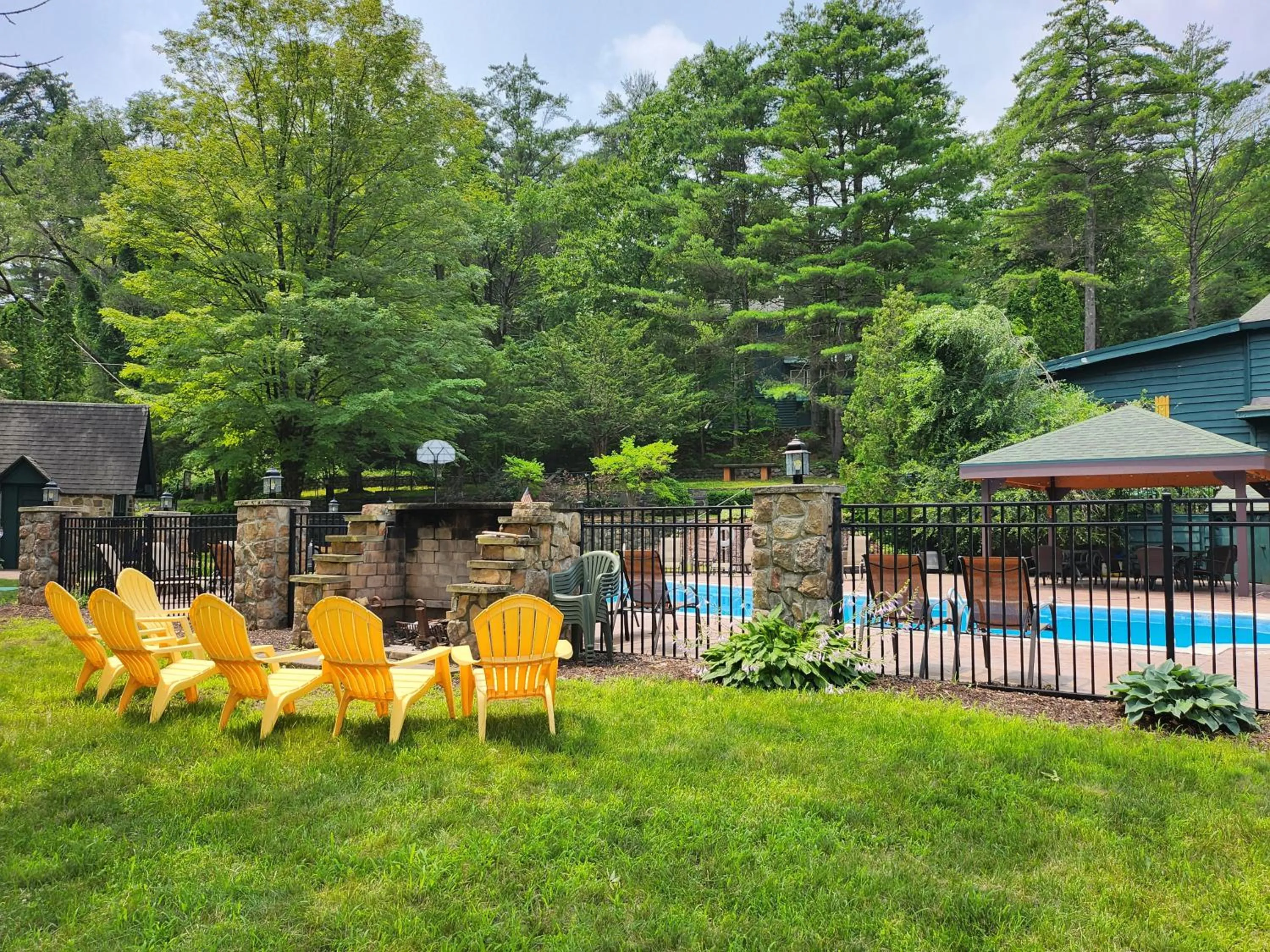 Adirondack Diamond Point Lodge