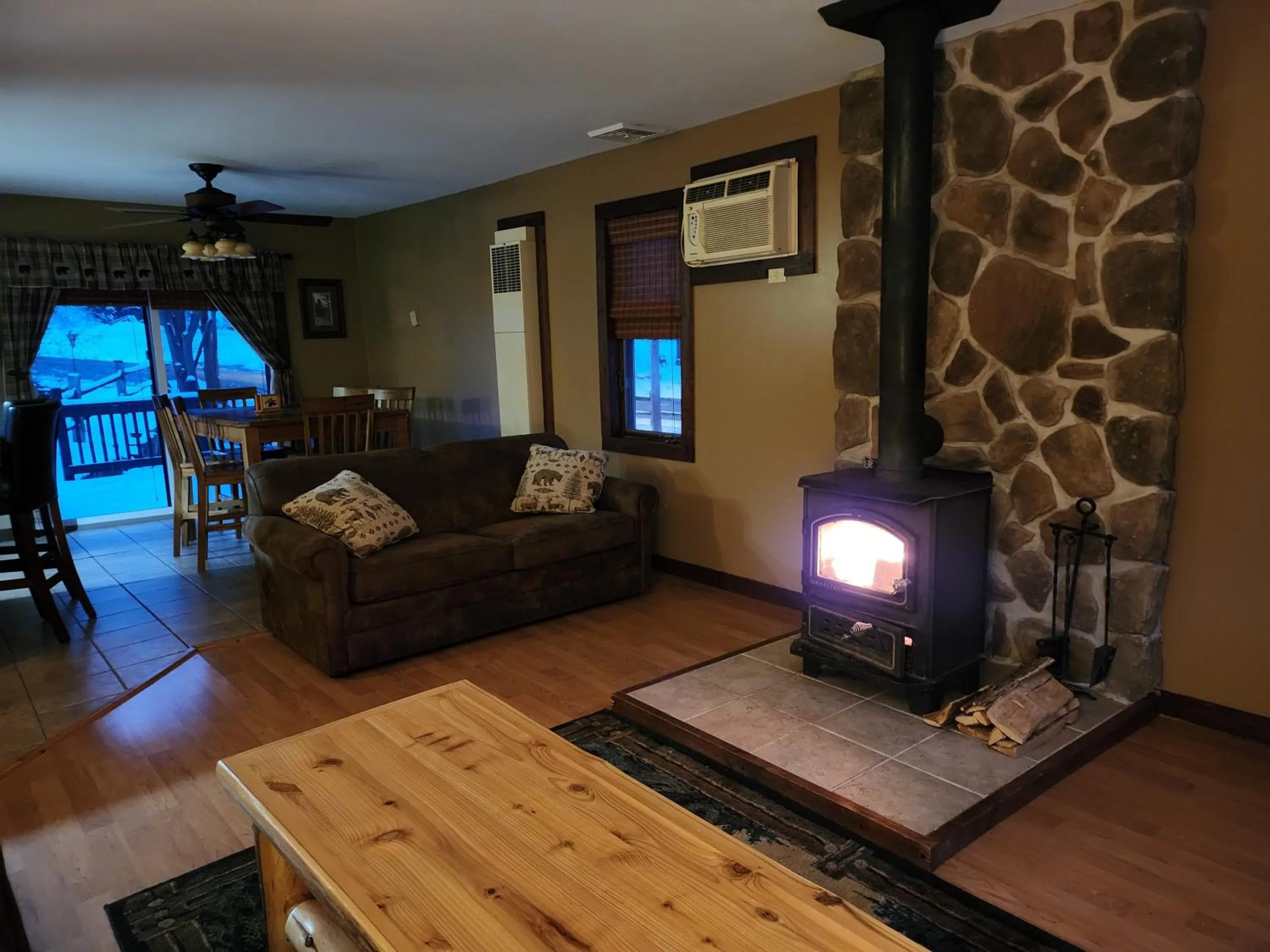 Adirondack Diamond Point Lodge