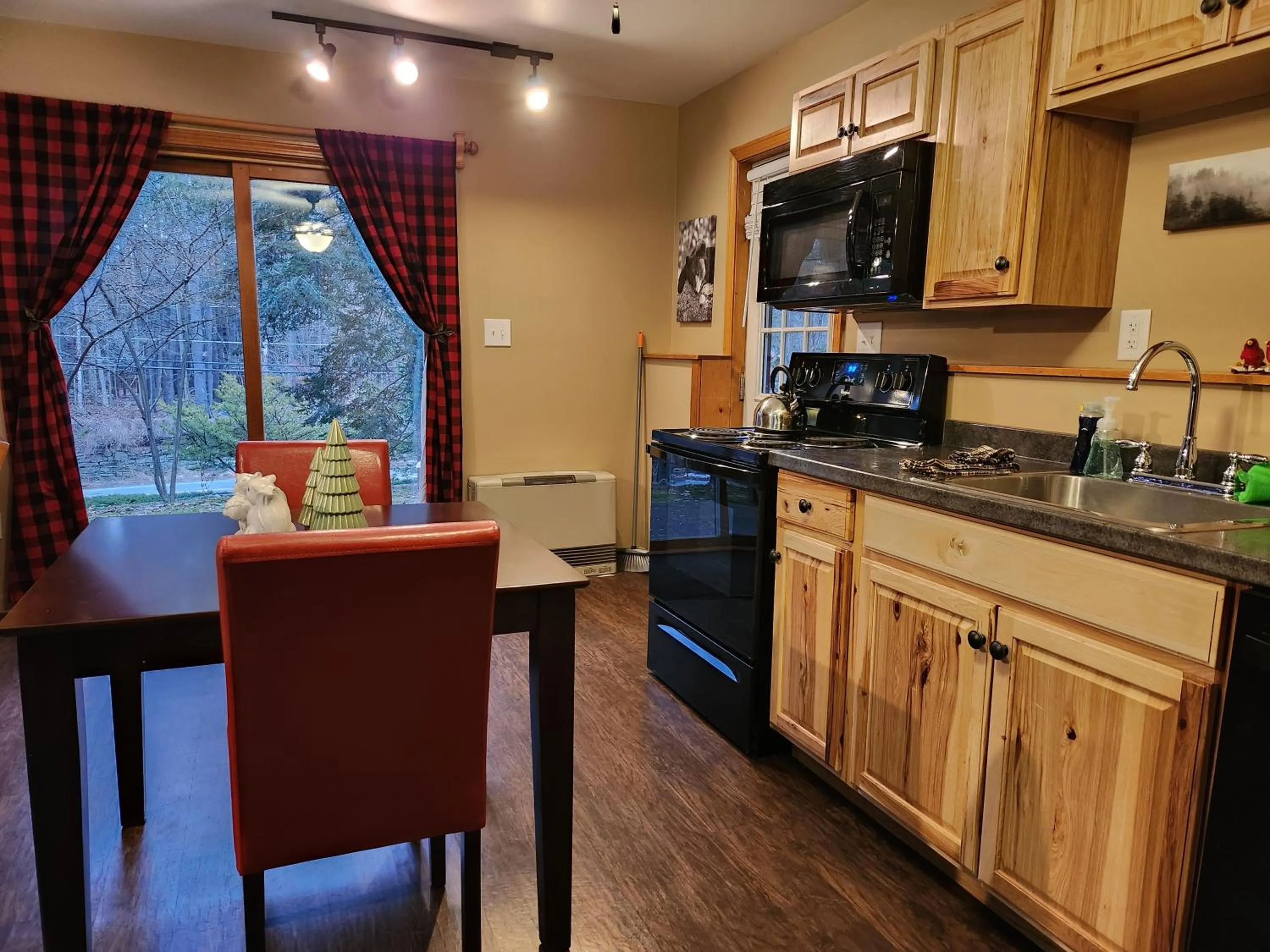 Adirondack Diamond Point Lodge