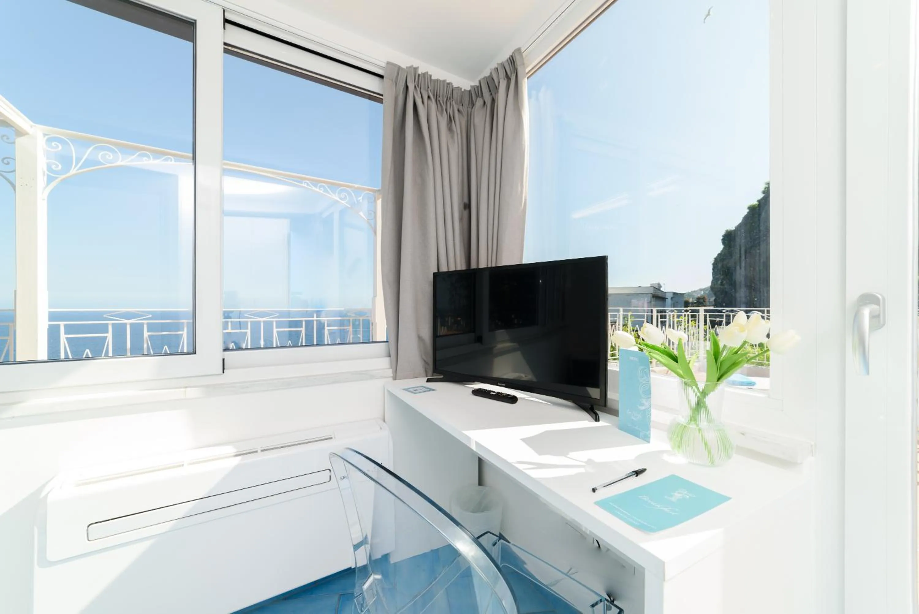 TV and multimedia in Eden sul Mare