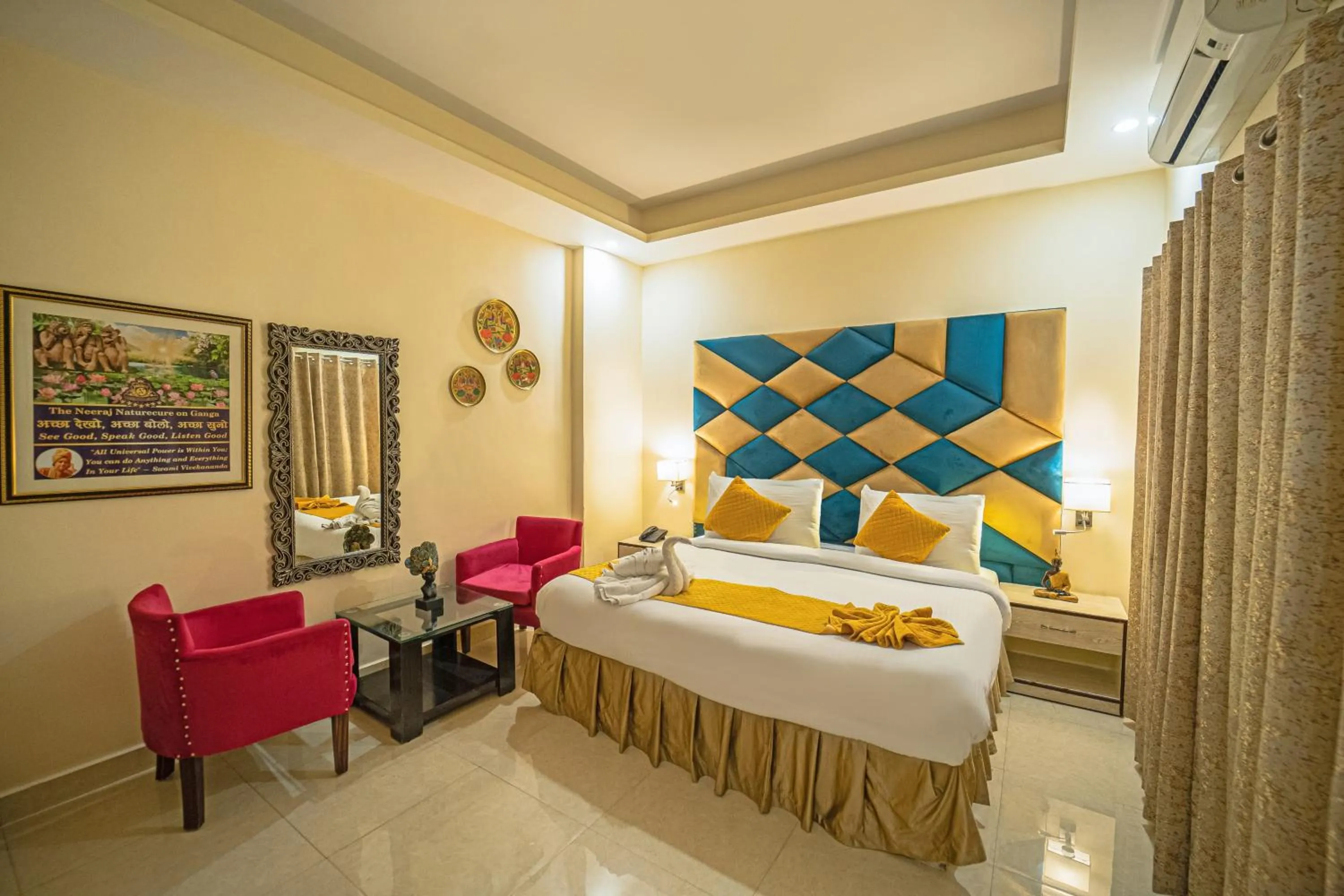 Bed in The Neeraj Naturecure On Ganga