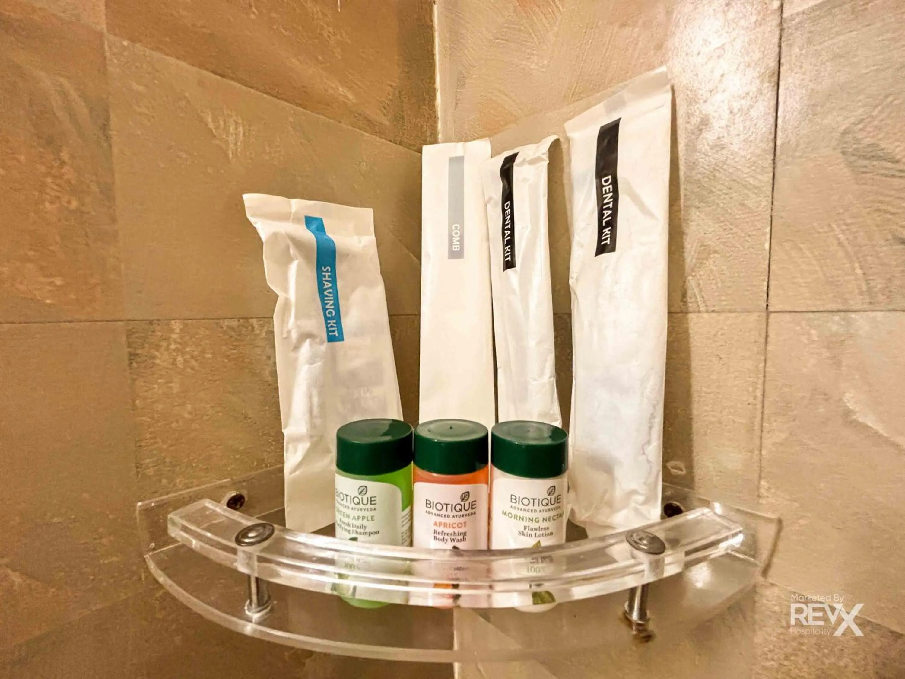 Bathroom in The Neeraj Naturecure With Ganga Ghat Access