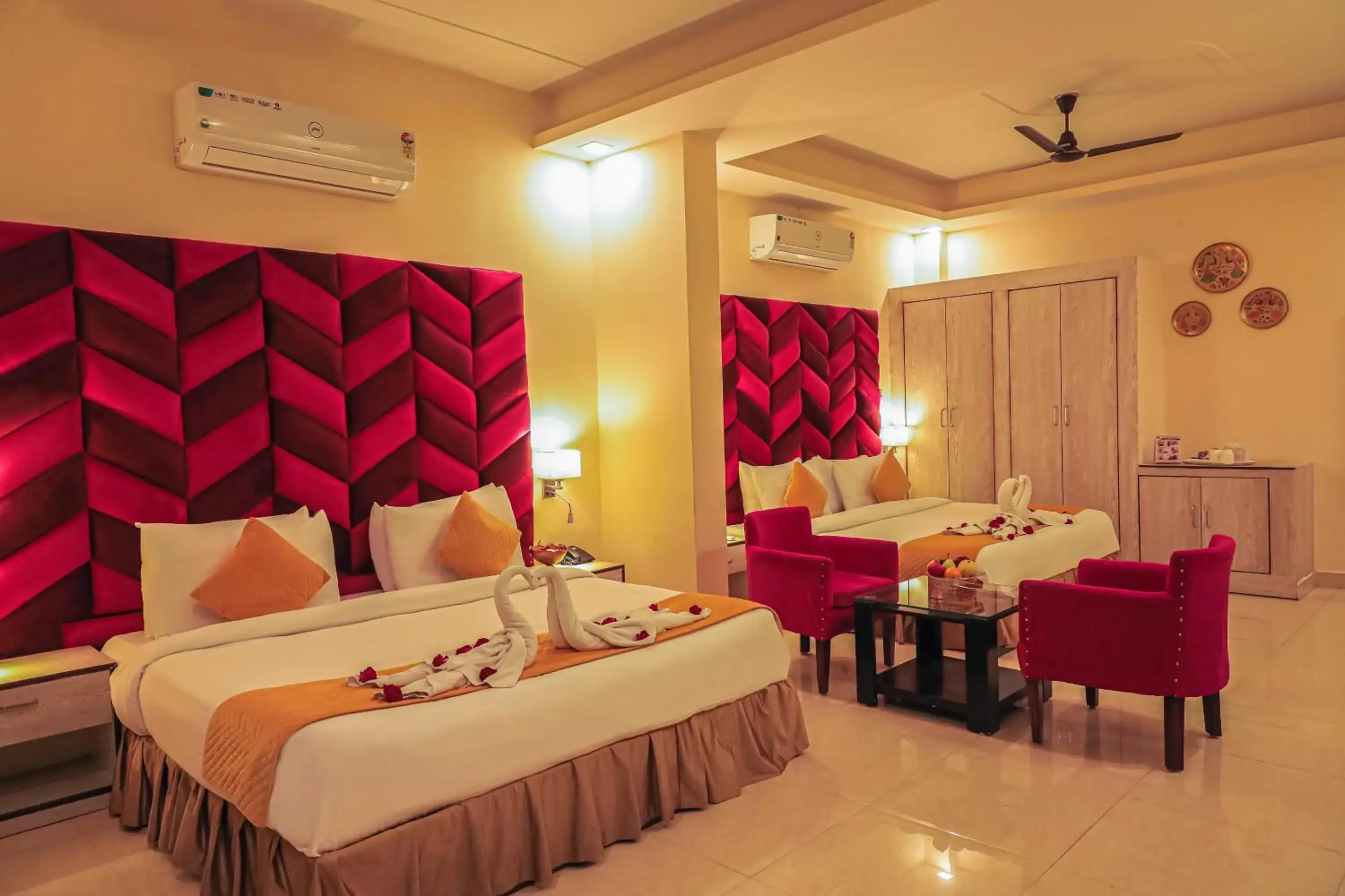 Family Suite With Ganga View in The Neeraj Naturecure On Ganga Family Suite With Ganga View in The Neeraj Naturecure On Ganga