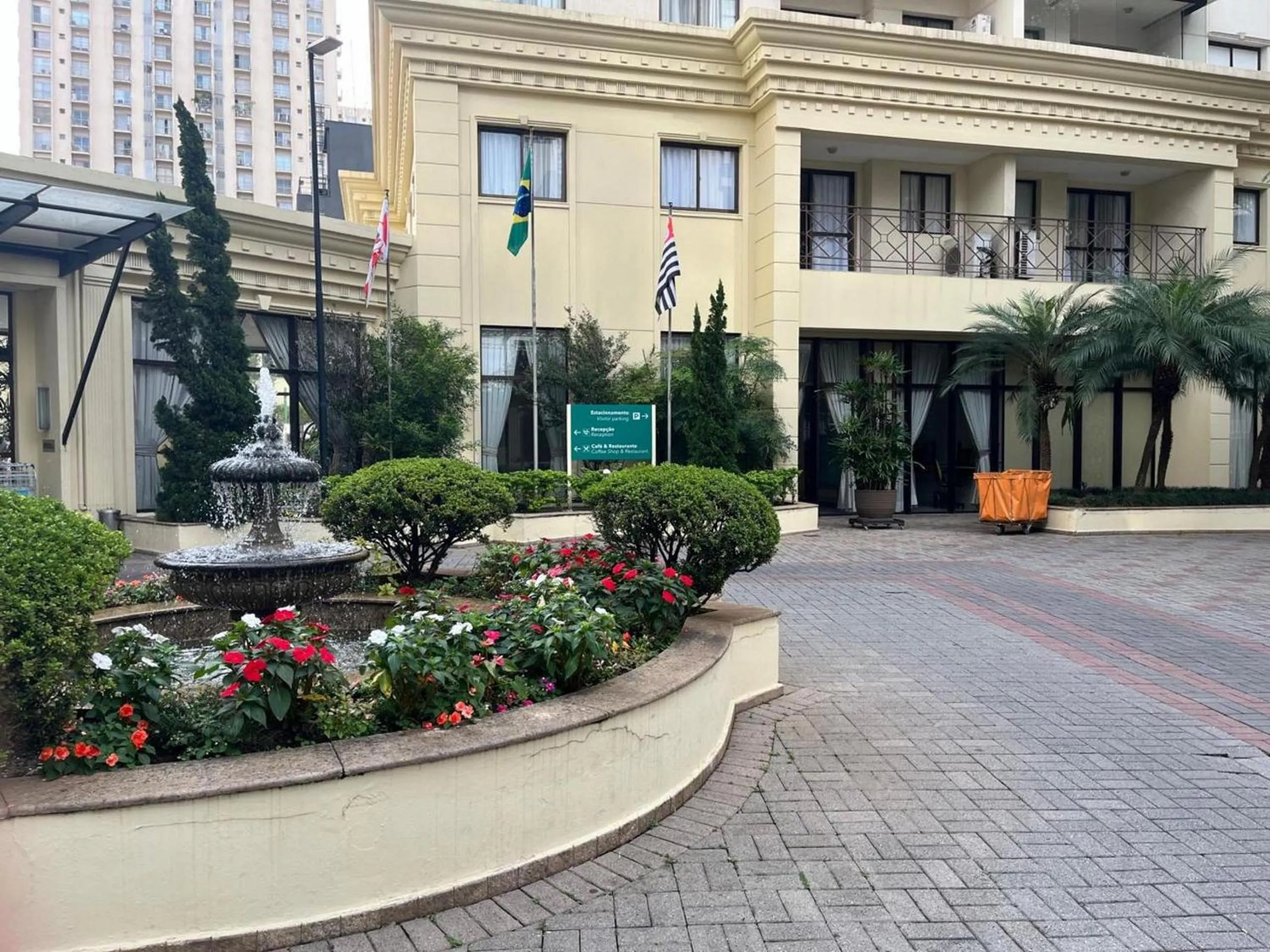 Facade/entrance in Elegance Suítes Alvorada