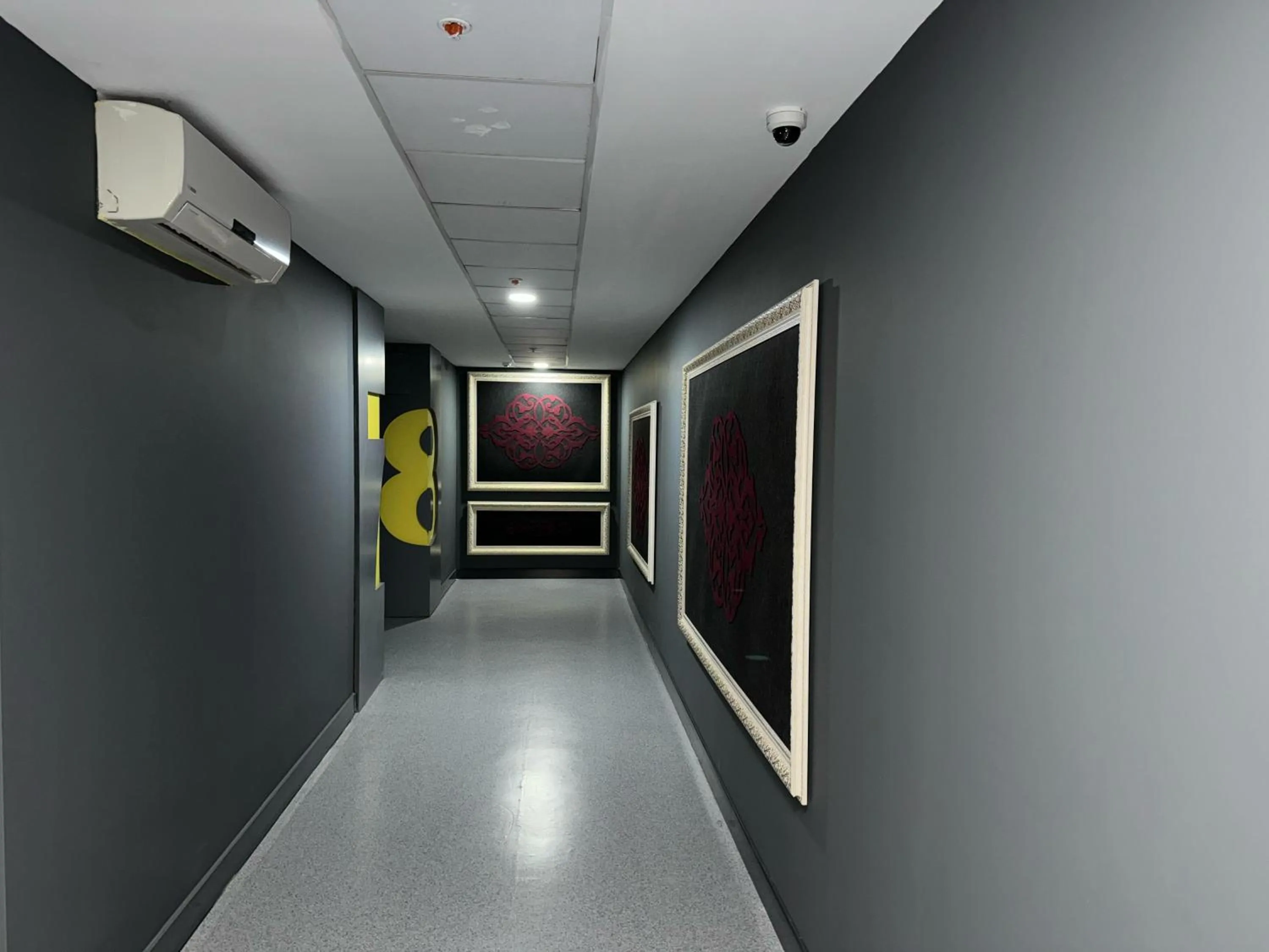 Property building in Aderans Hotel