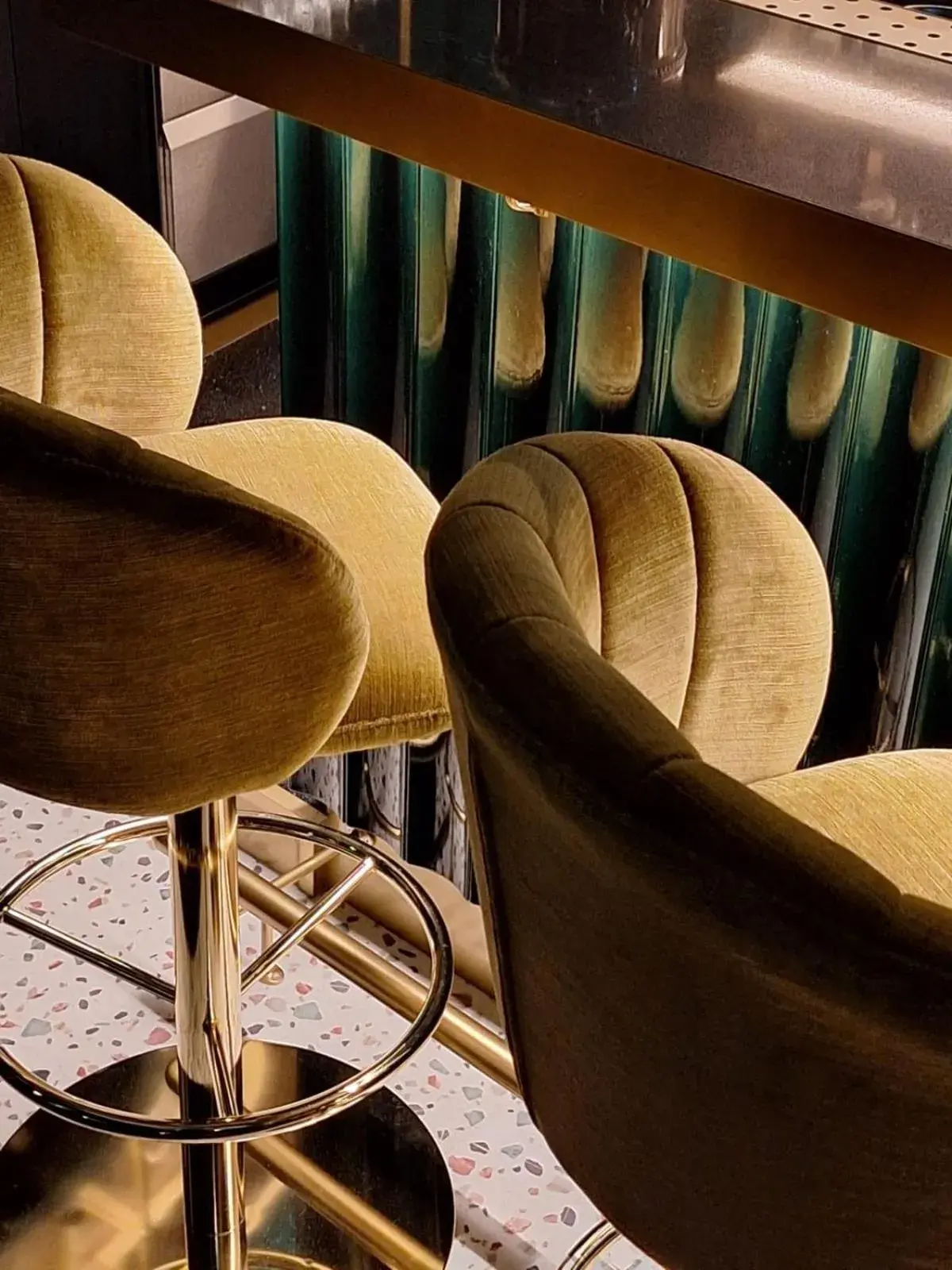 Lounge or bar in Grand Hotel en Résidence De Draak Lounge or bar in Grand Hotel en Résidence De Draak