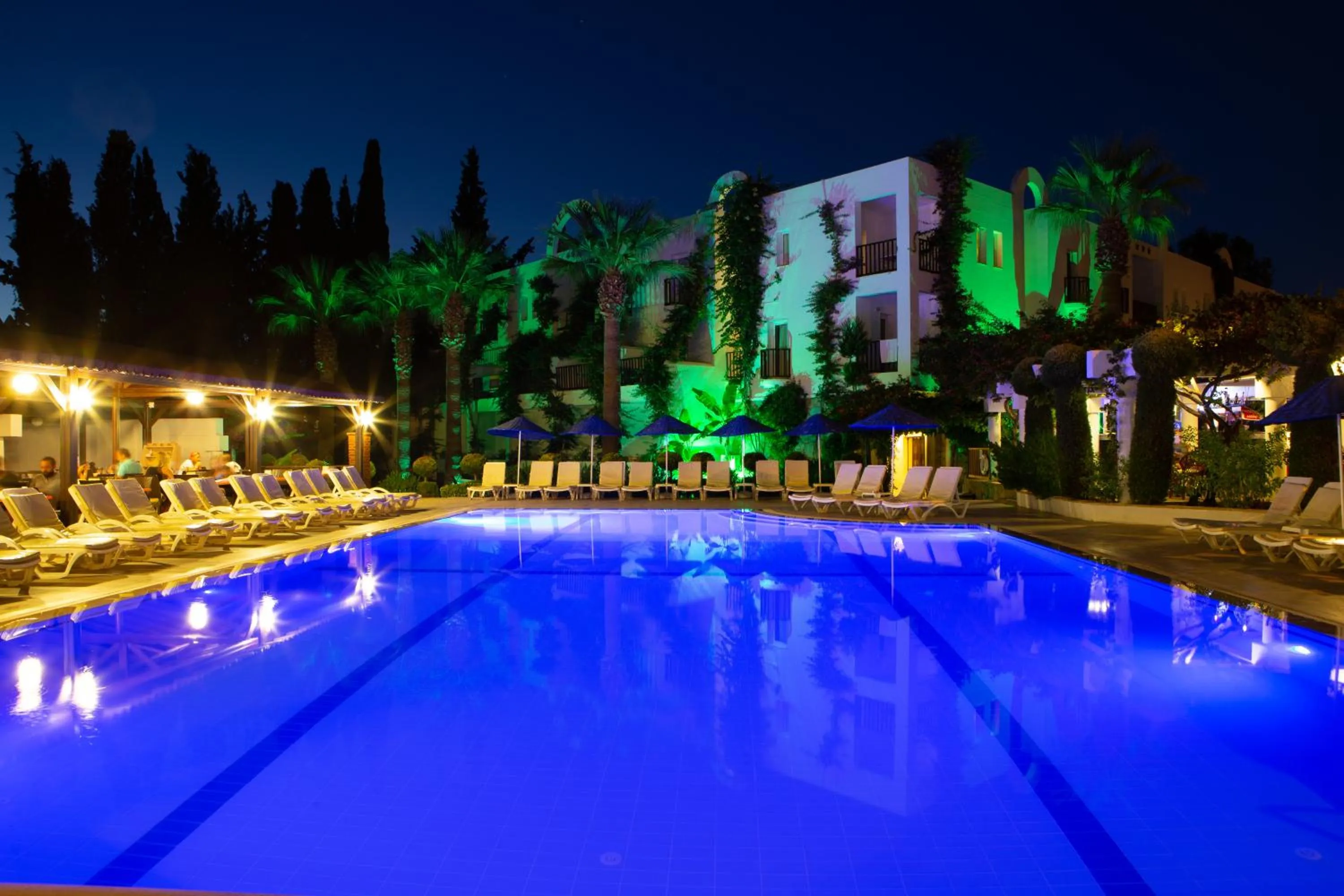 Swimming pool in Natur Garden Hotel
