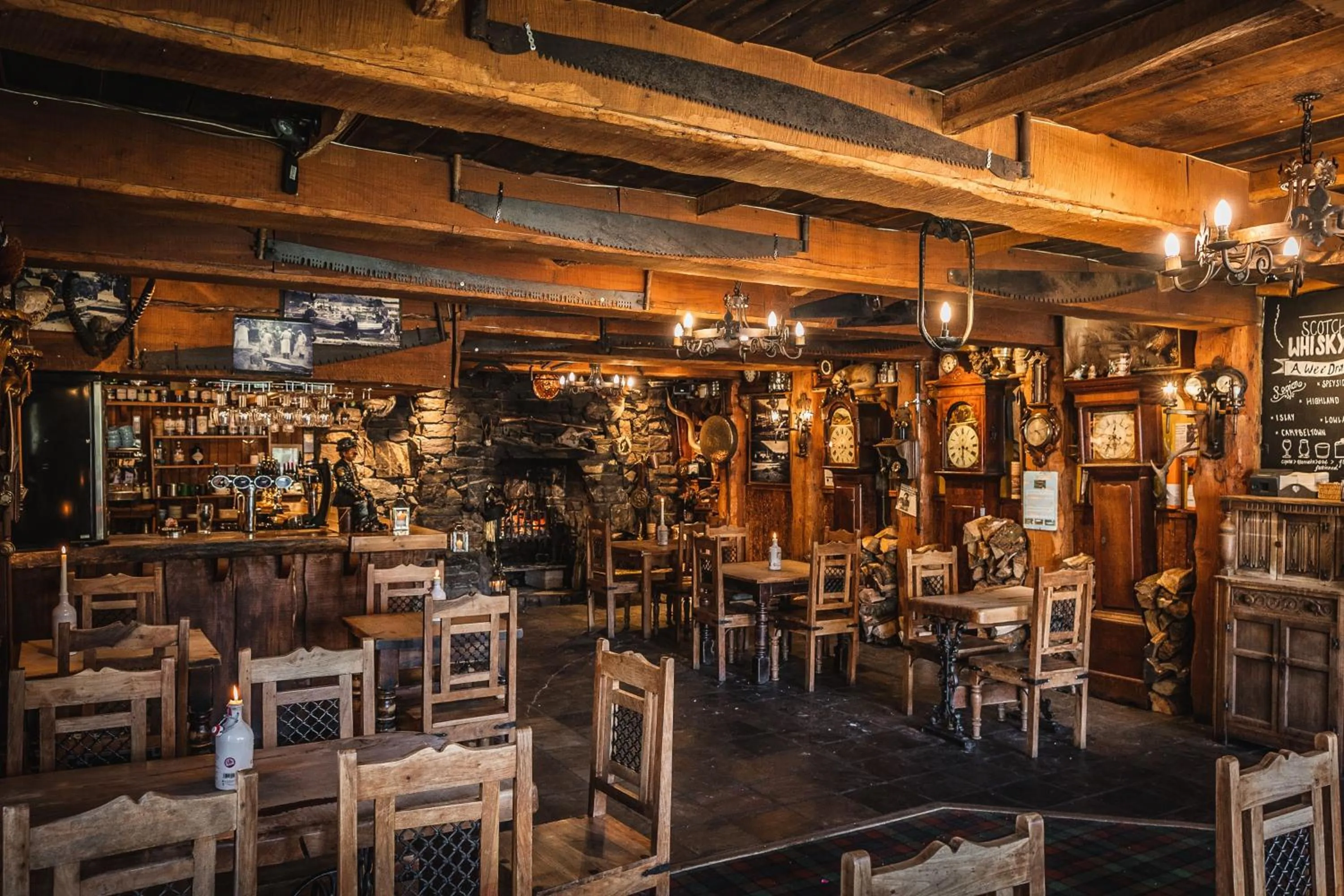 Restaurant/places to eat in Oak Tree Inn