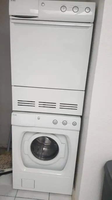 washing machine in Dream King Bed-2BD-12 min to Strip