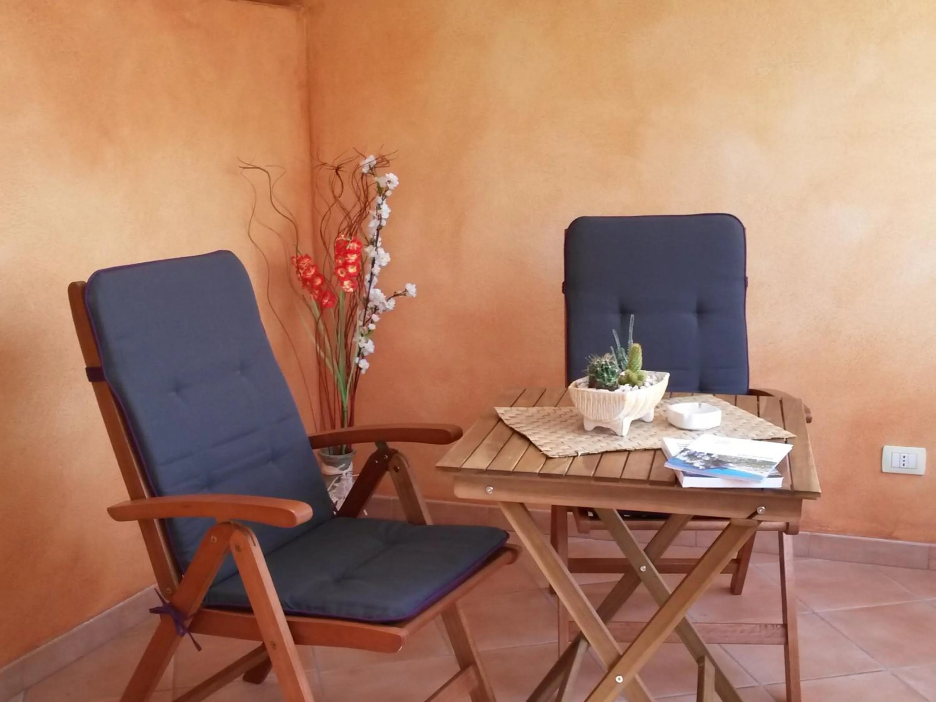 Decorative detail in Affittacamere Le Statue Del Sinis