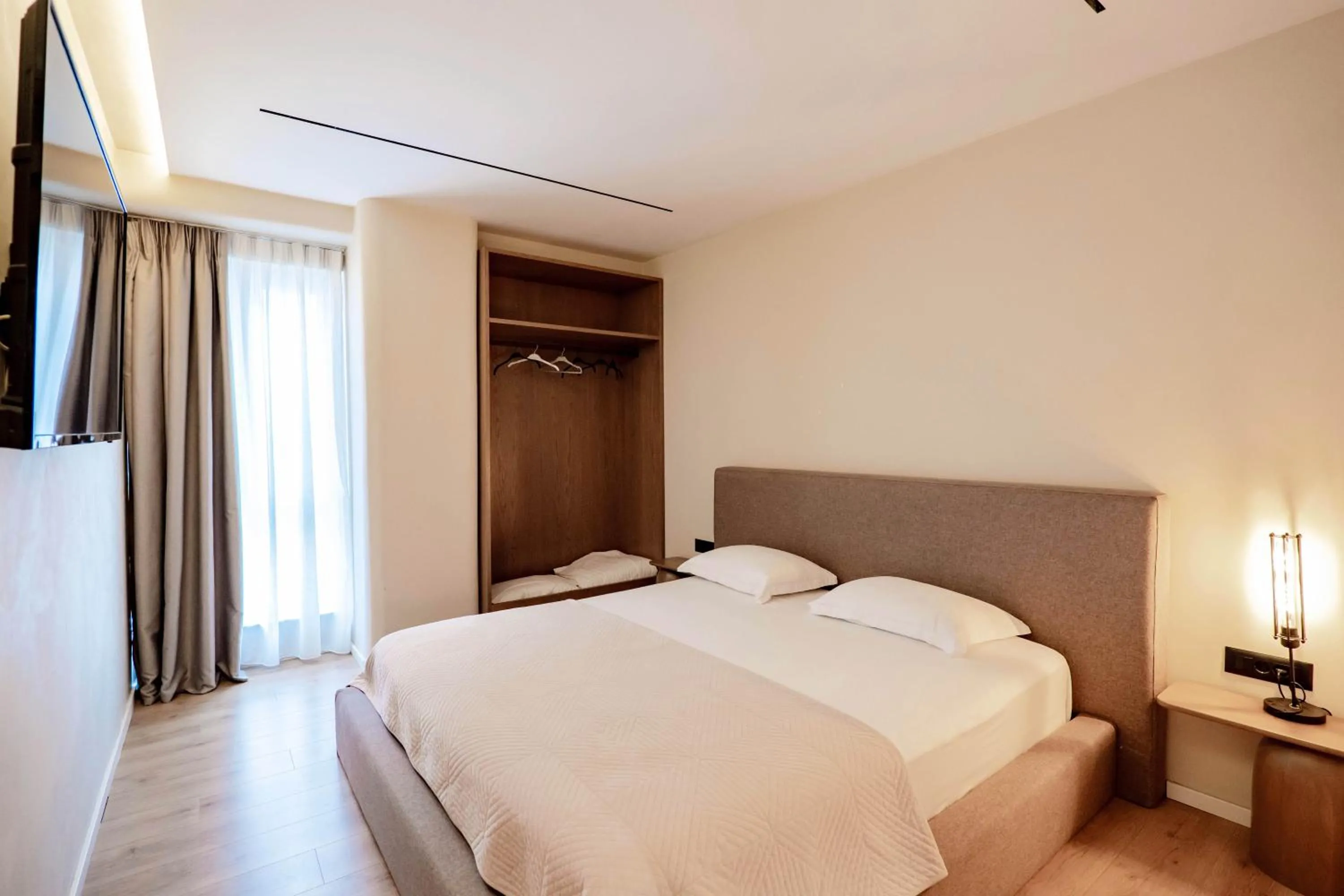 Bed in Agate Hotel Tirana
