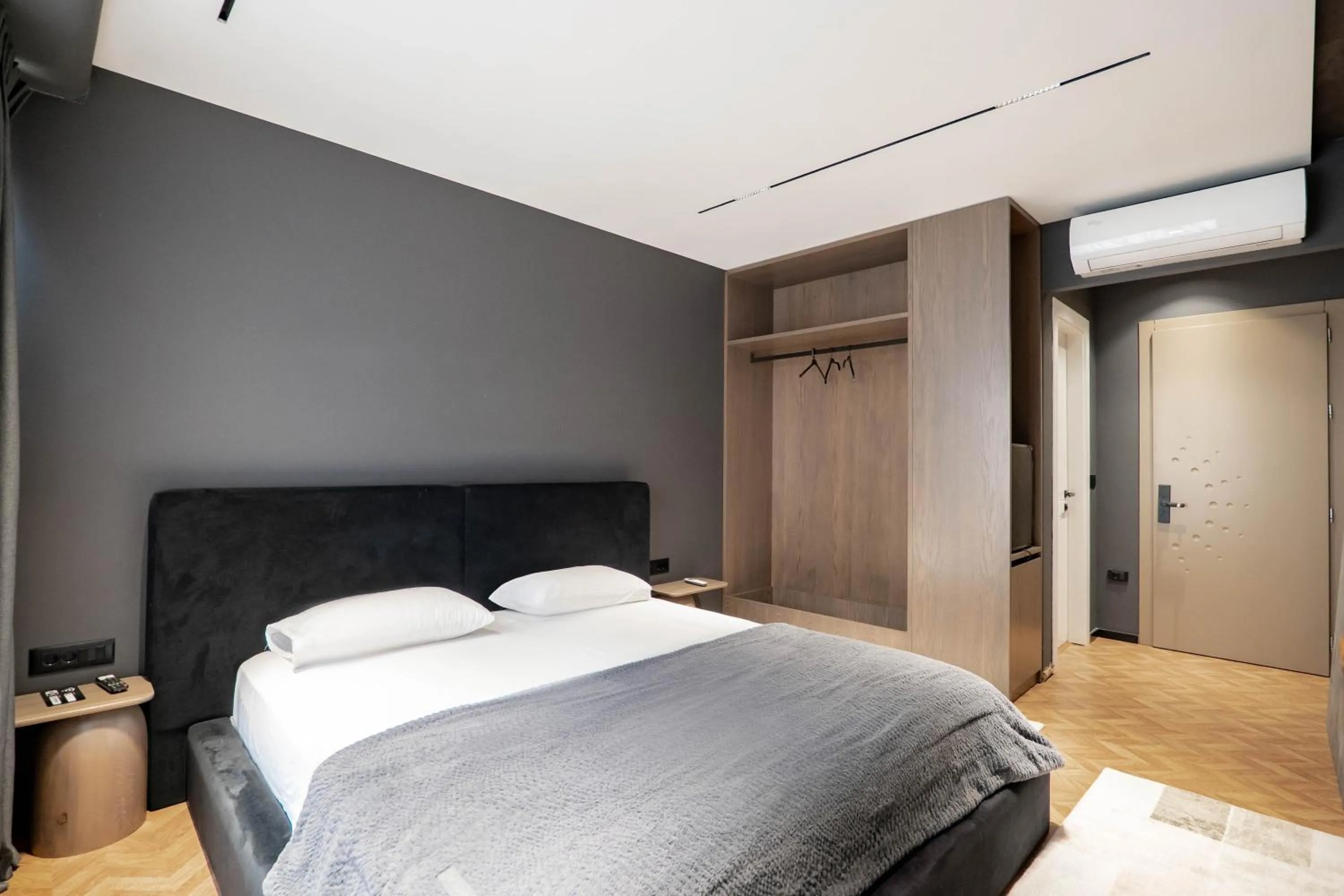 Bed in Agate Hotel Tirana
