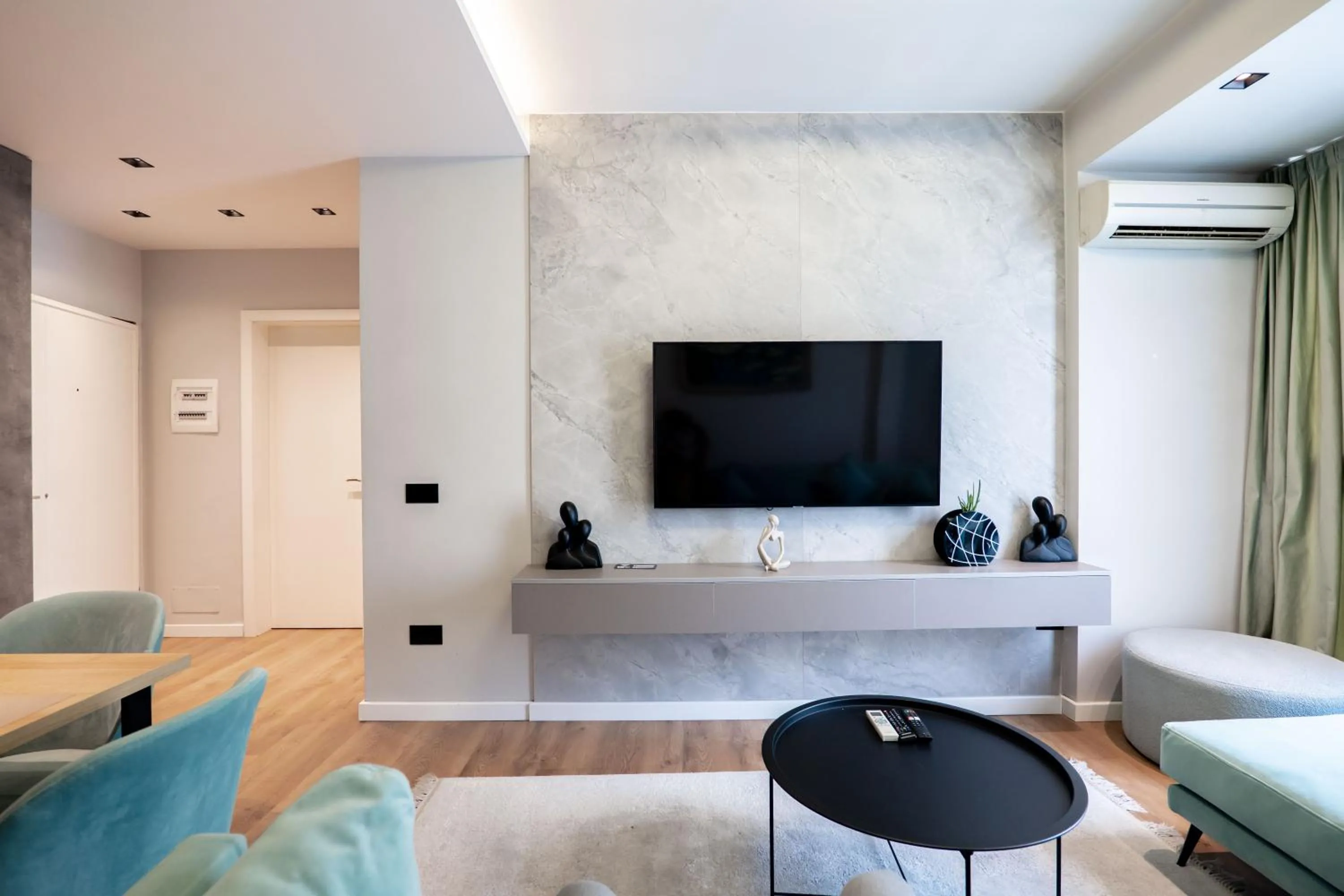 TV and multimedia in Agate Hotel Tirana