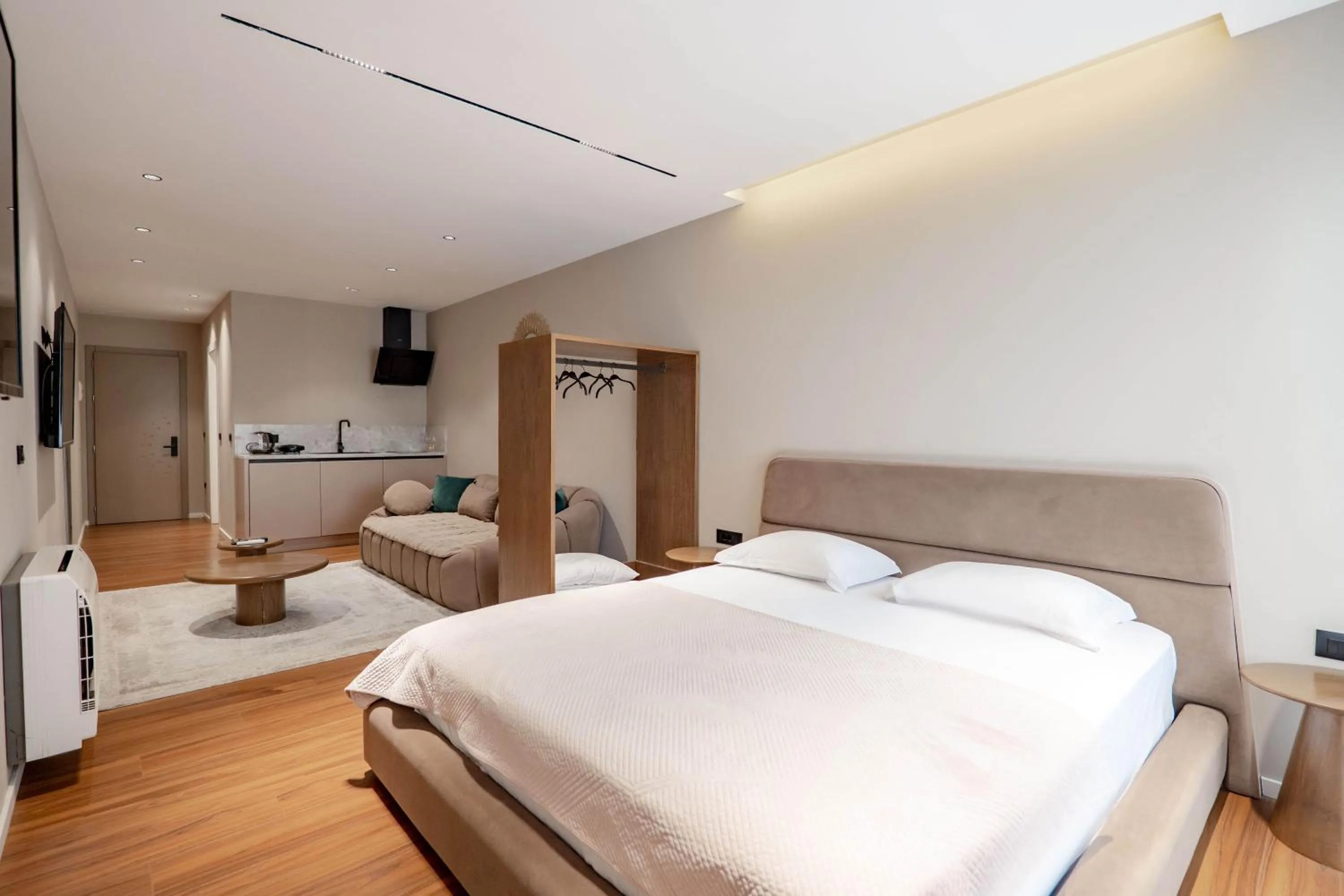 Bed in Agate Hotel Tirana