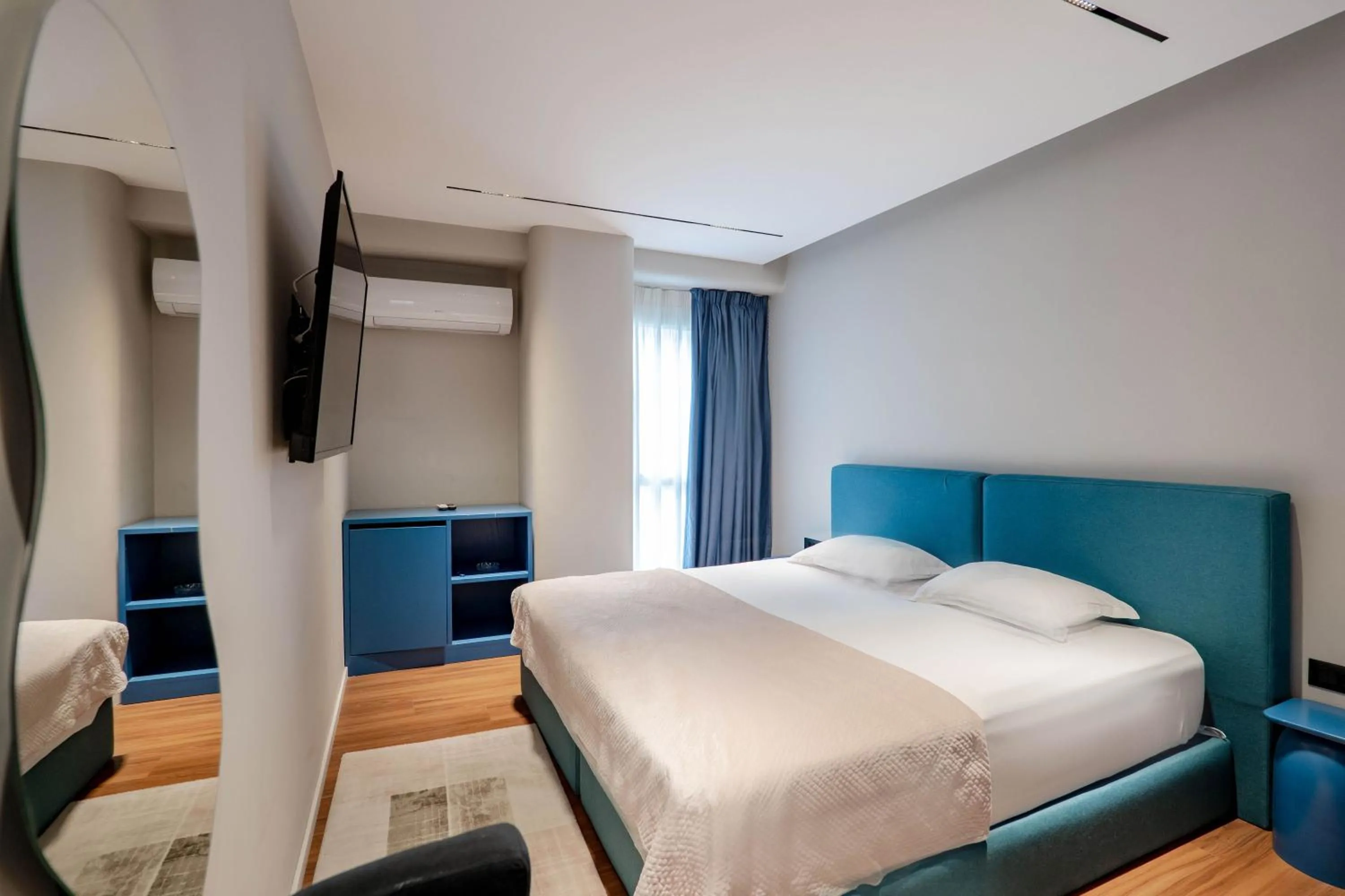 TV and multimedia, Bed in Agate Hotel Tirana