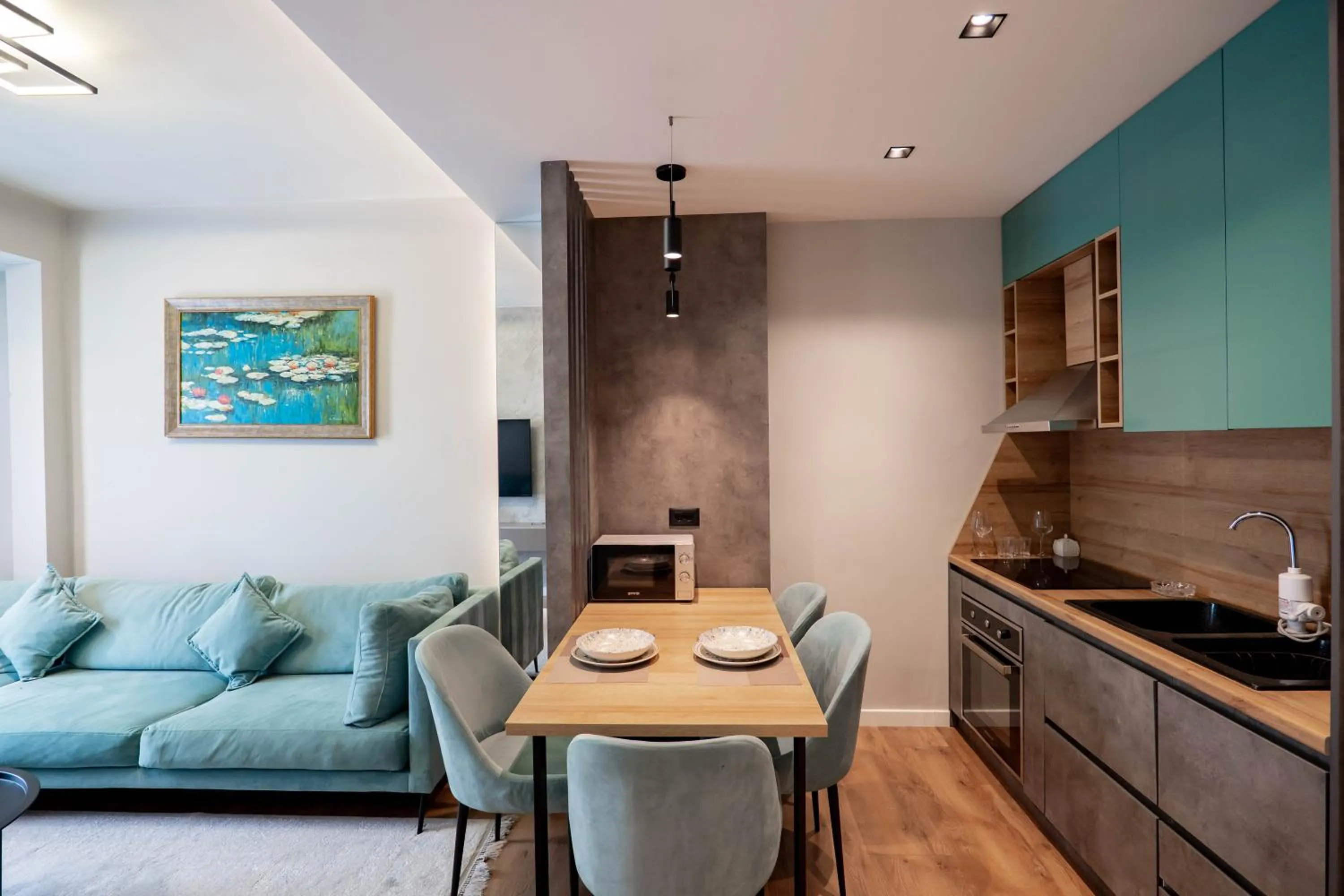 Kitchen or kitchenette in Agate Hotel Tirana