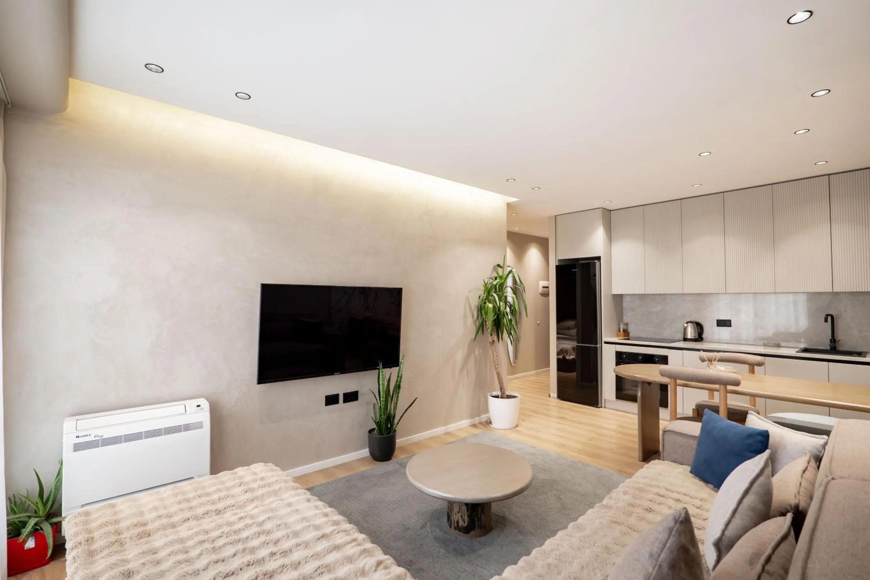 TV and multimedia in Agate Hotel Tirana