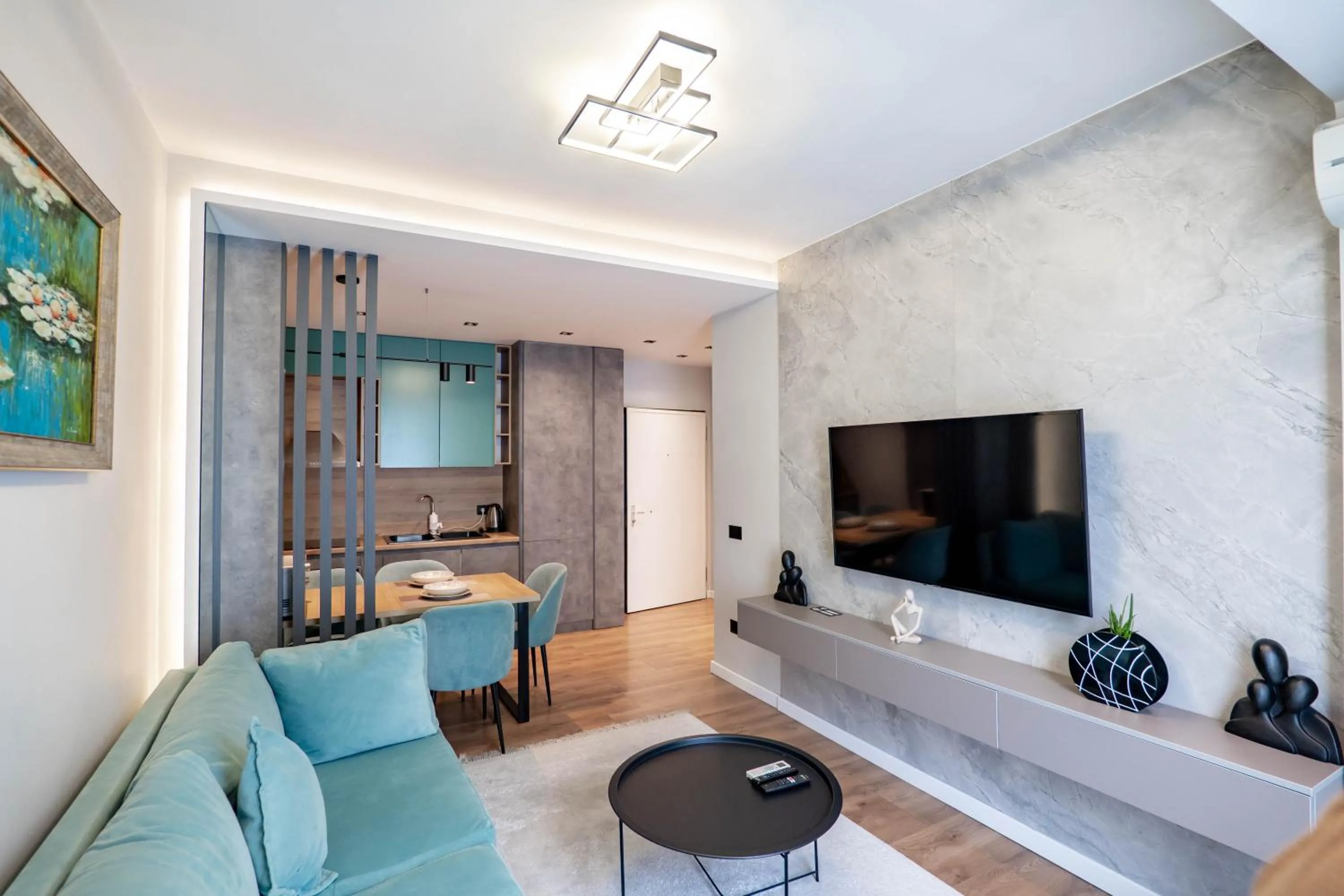 TV and multimedia in Agate Hotel Tirana