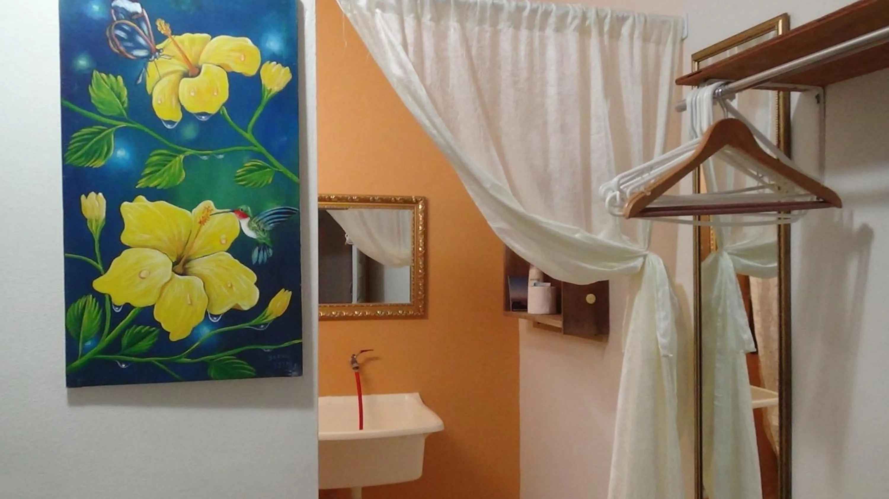 Decorative detail in Hacienda Tropical Guest House