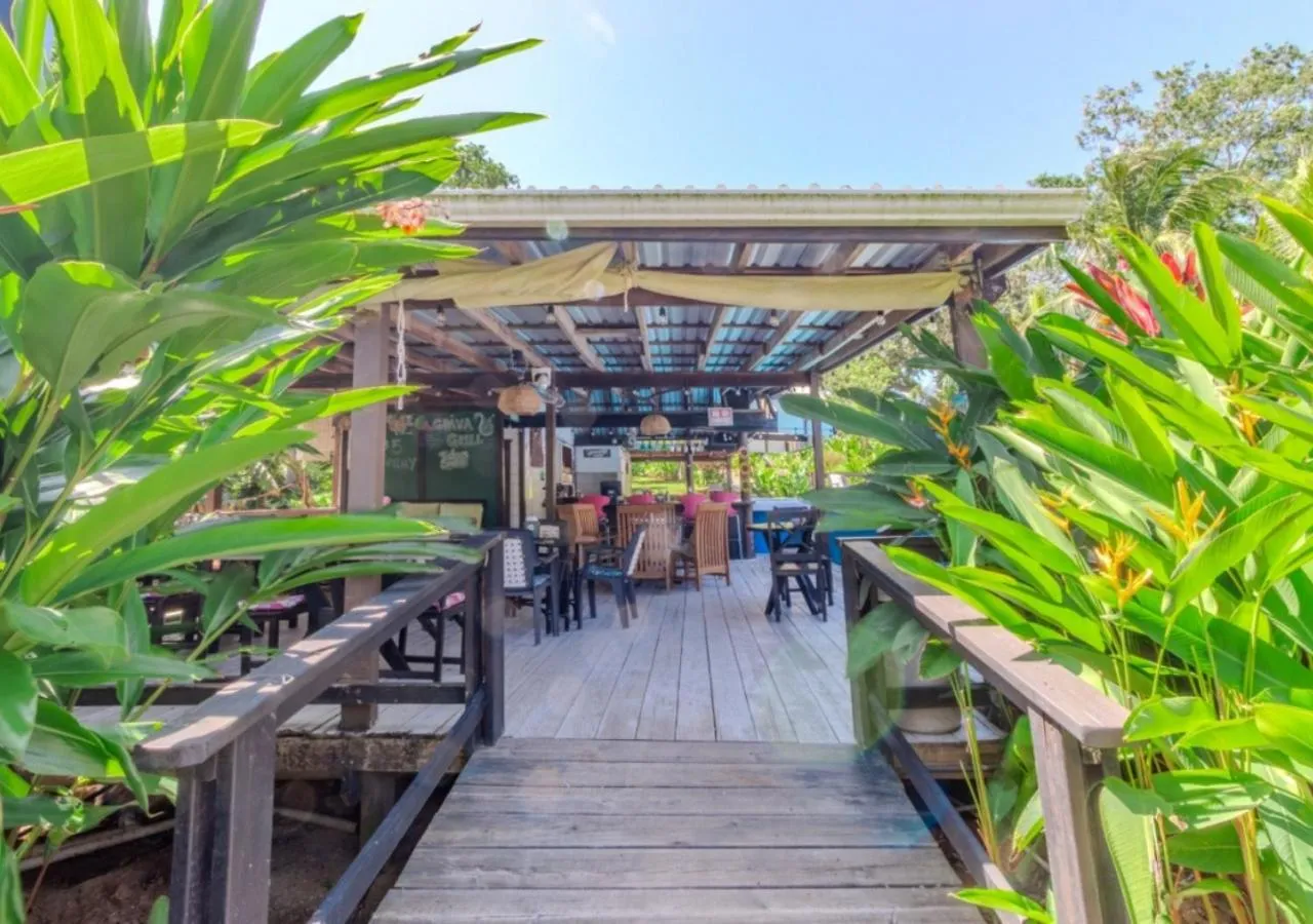 Restaurant/places to eat in Guava Grove Resort & Villas