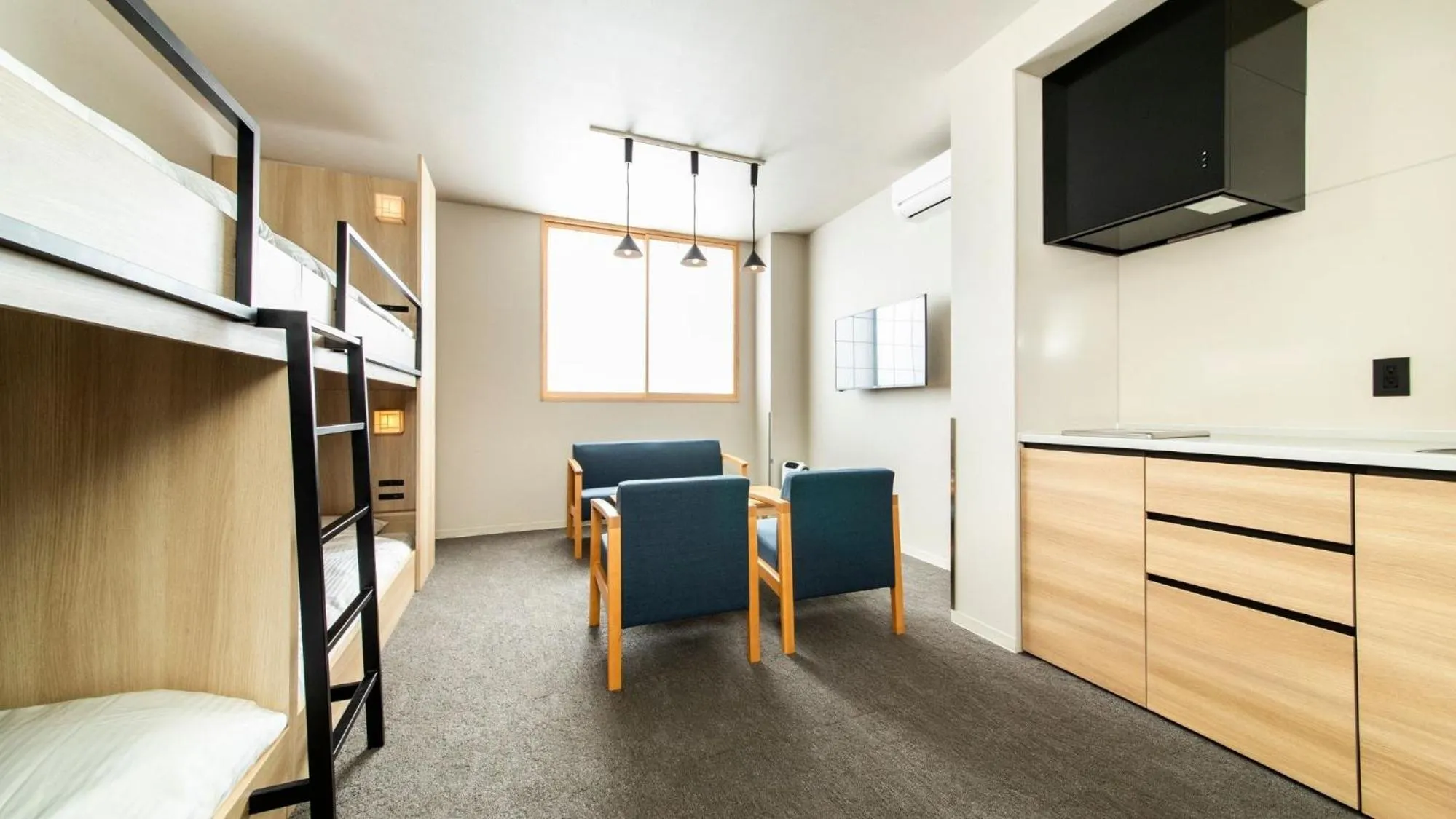 Kitchen or kitchenette, Bed in ALPHABED INN Fukuoka Ohori Park