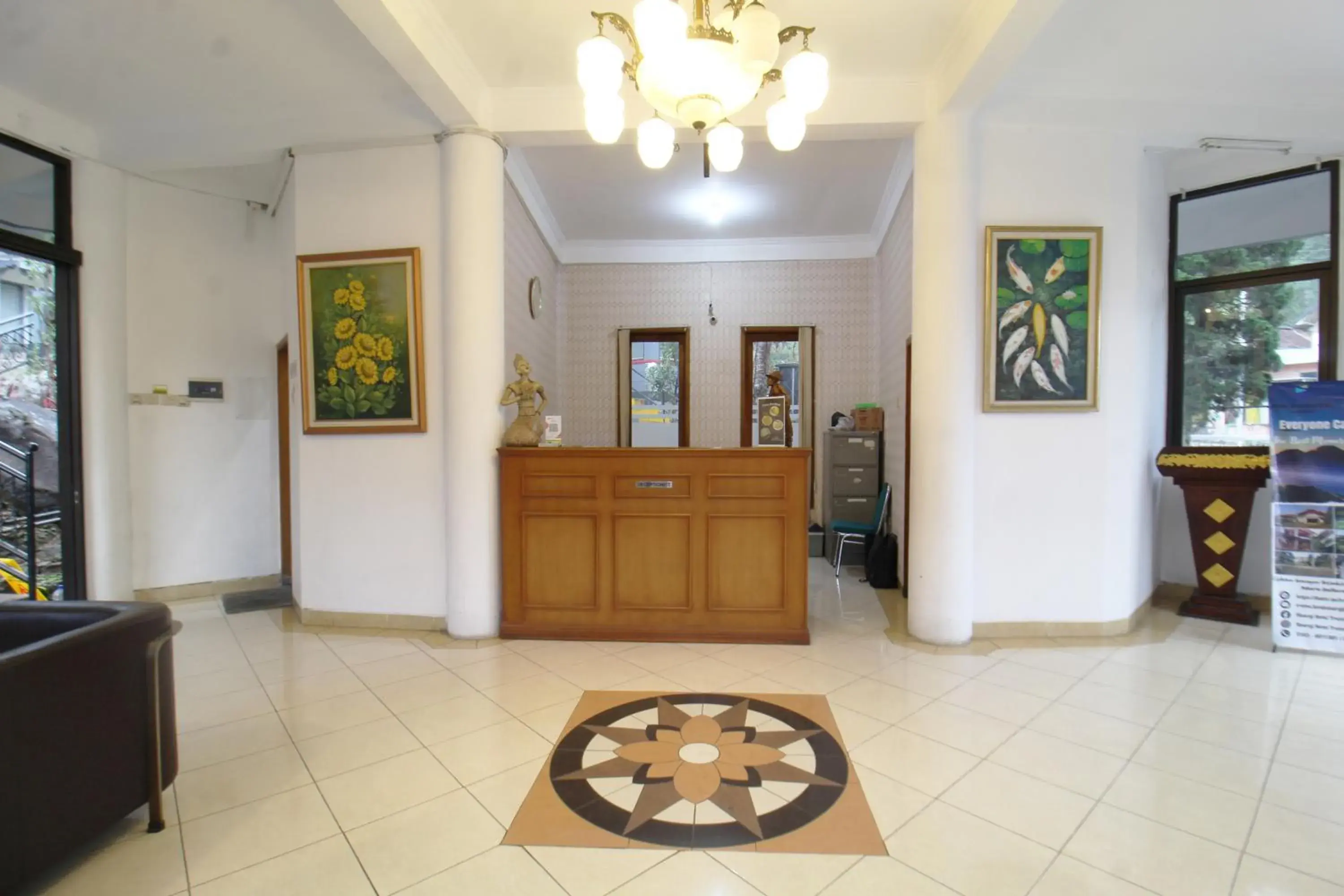 Lobby or reception in Sinergi Hotel Tretes Lobby or reception in Sinergi Hotel Tretes