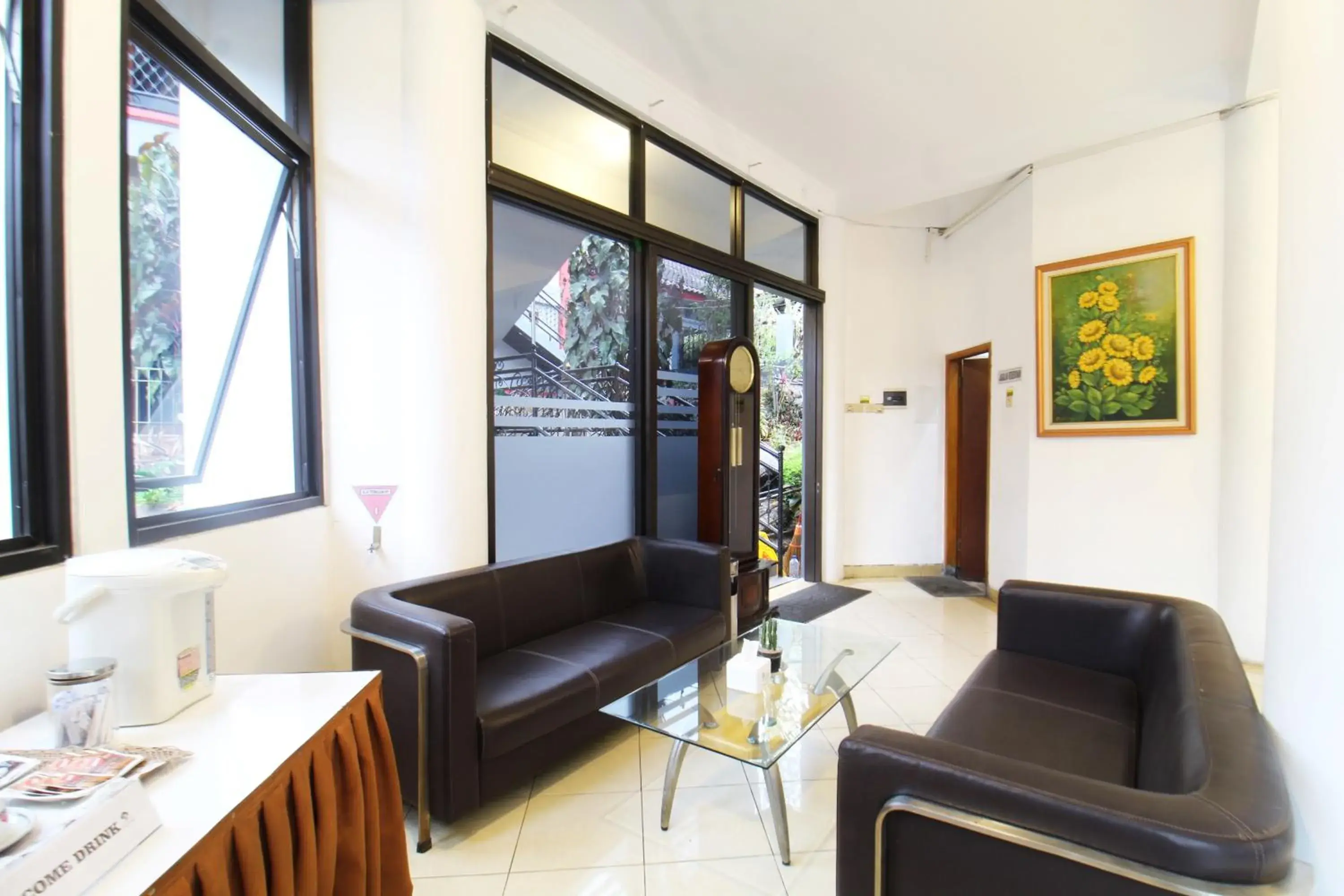 Lobby or reception in Sinergi Hotel Tretes Lobby or reception in Sinergi Hotel Tretes