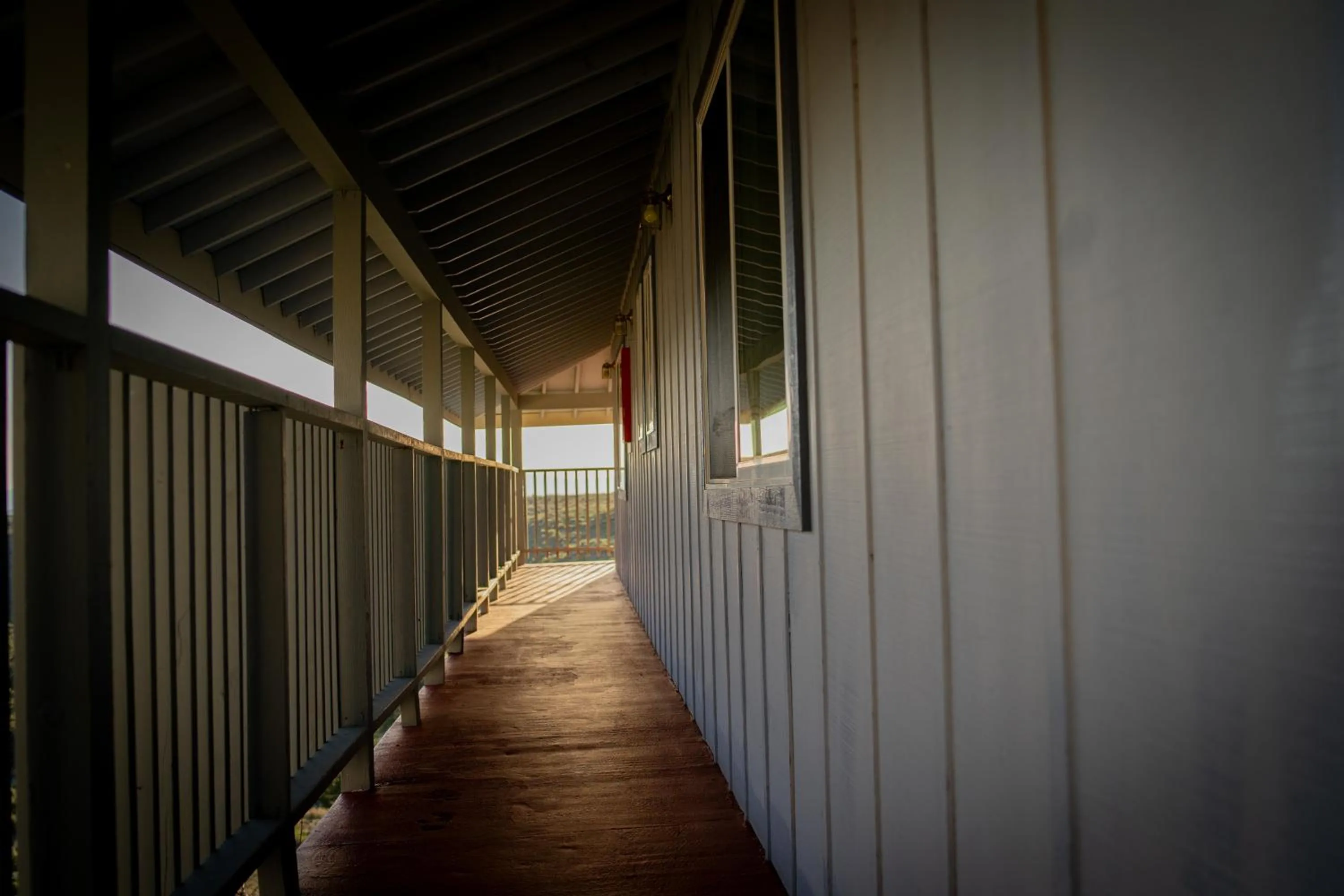 Property building in Yosemite Gateway Motel