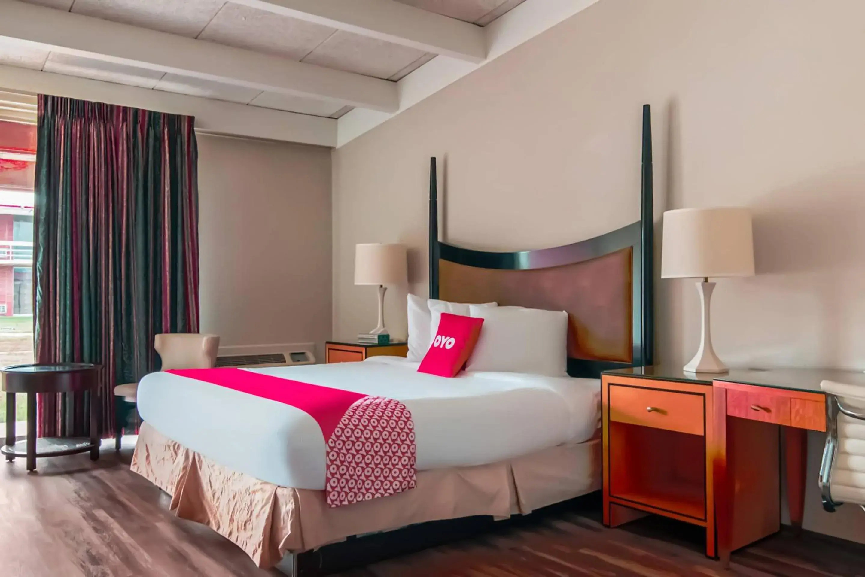 Bedroom, Bed in OYO Hotel Alice TX Hwy 281 West Bedroom, Bed in OYO Hotel Alice TX Hwy 281 West