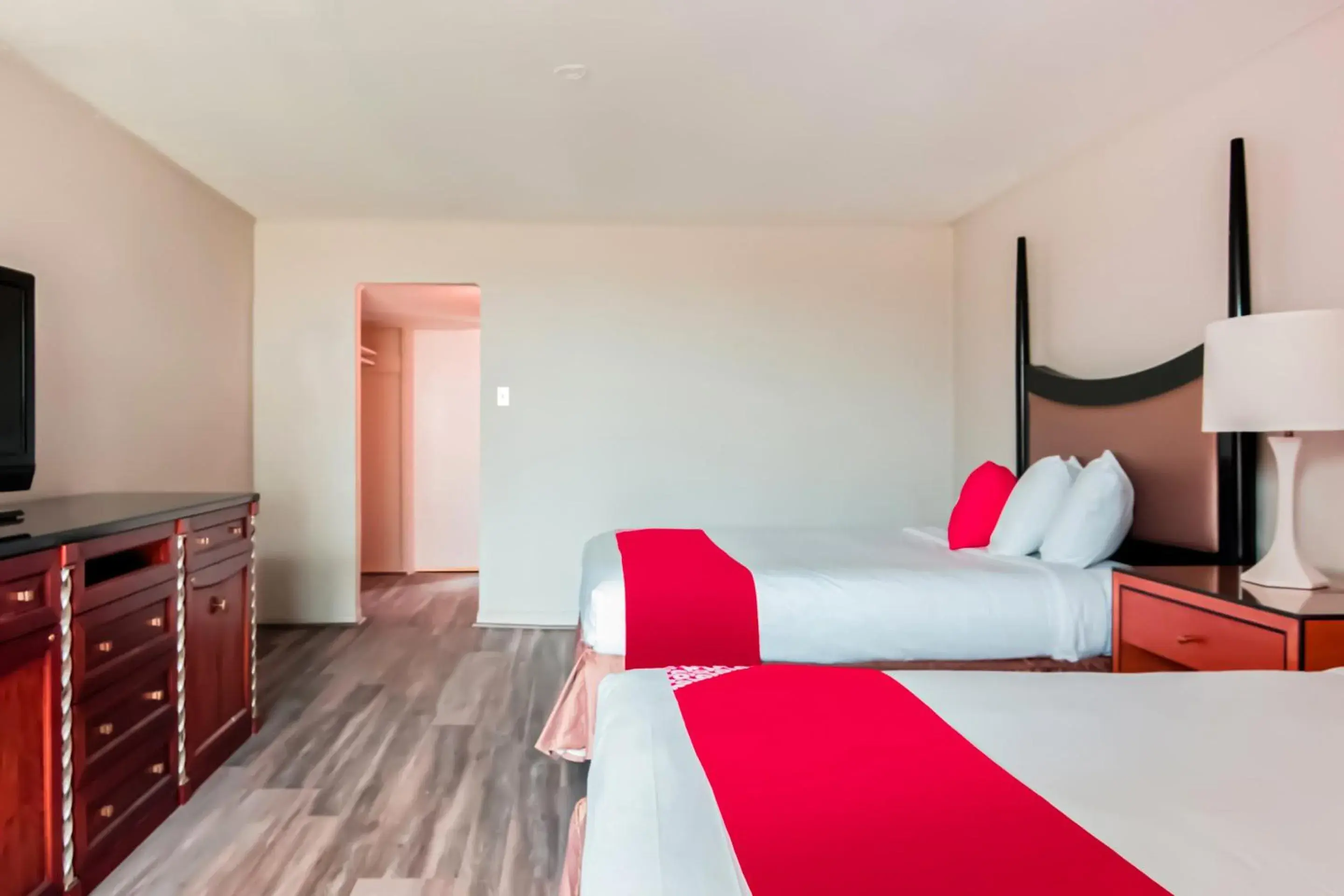 Bedroom, Bed in OYO Hotel Alice TX Hwy 281 West Bedroom, Bed in OYO Hotel Alice TX Hwy 281 West