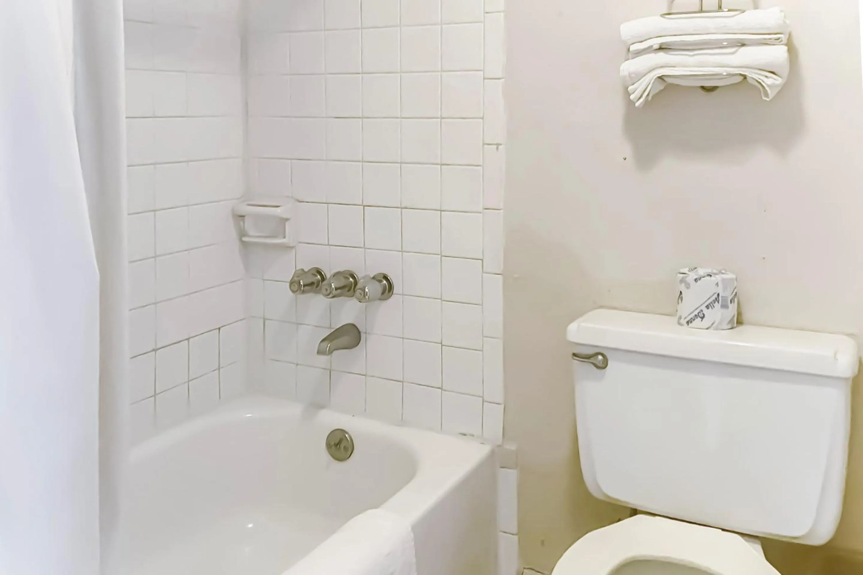 Bathroom in OYO Hotel Alice TX Hwy 281 West