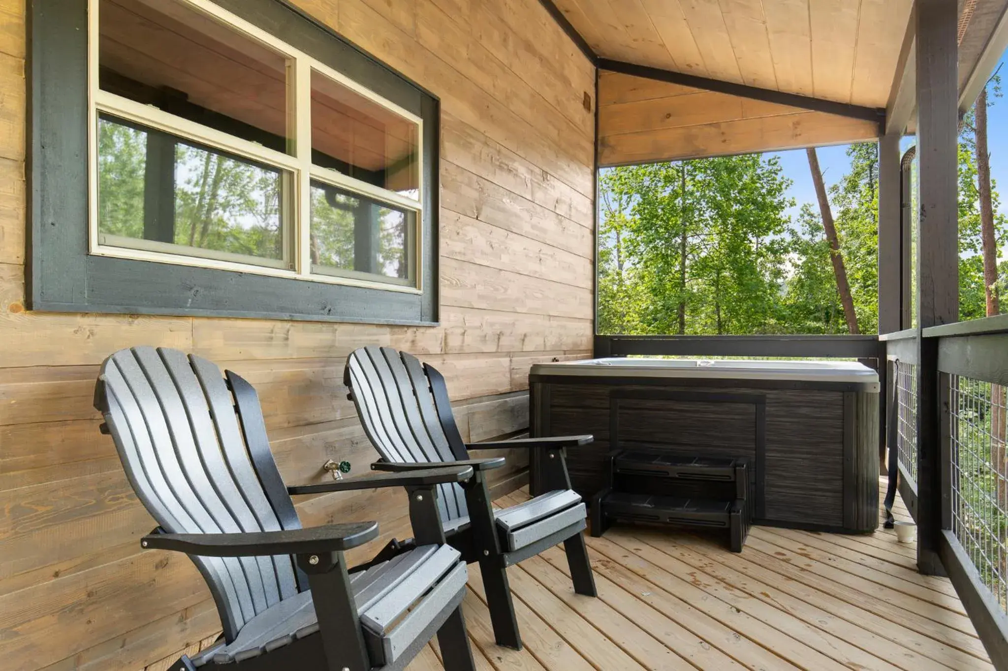 Property building in Spool Time Property building in Spool Time