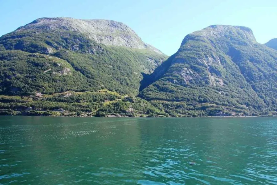Natural landscape in Rosendal Hyttetun