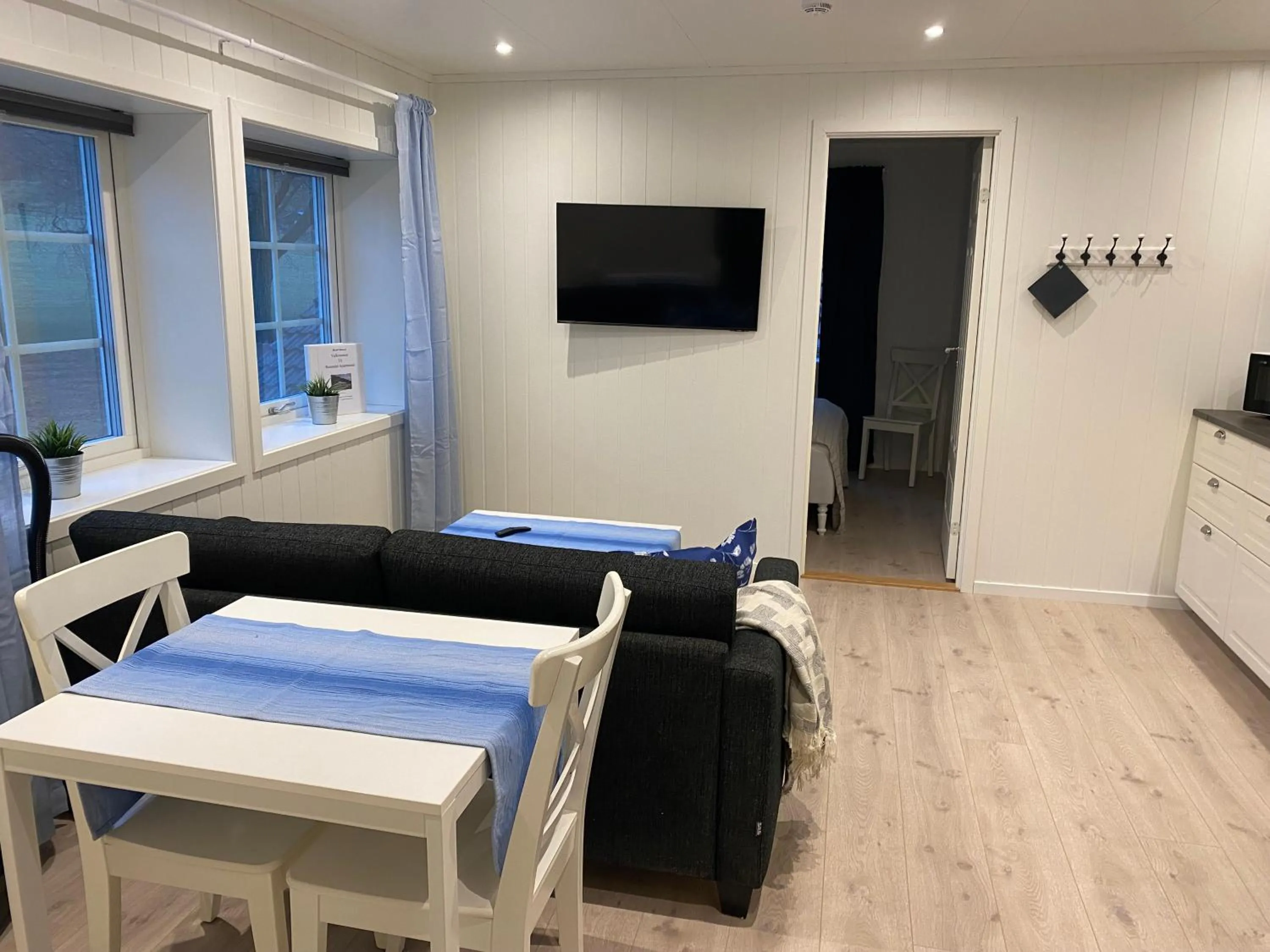 TV and multimedia in Rosendal Apartments Motellet