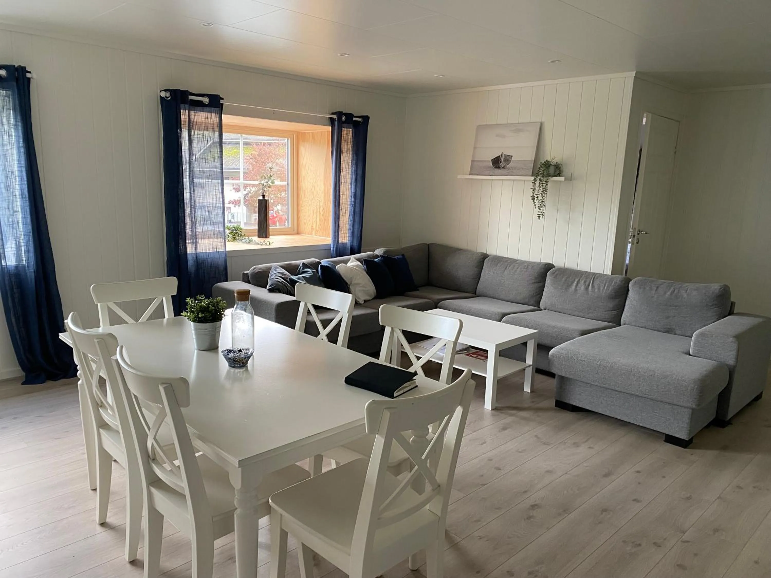 Living room in Rosendal Apartments Motellet