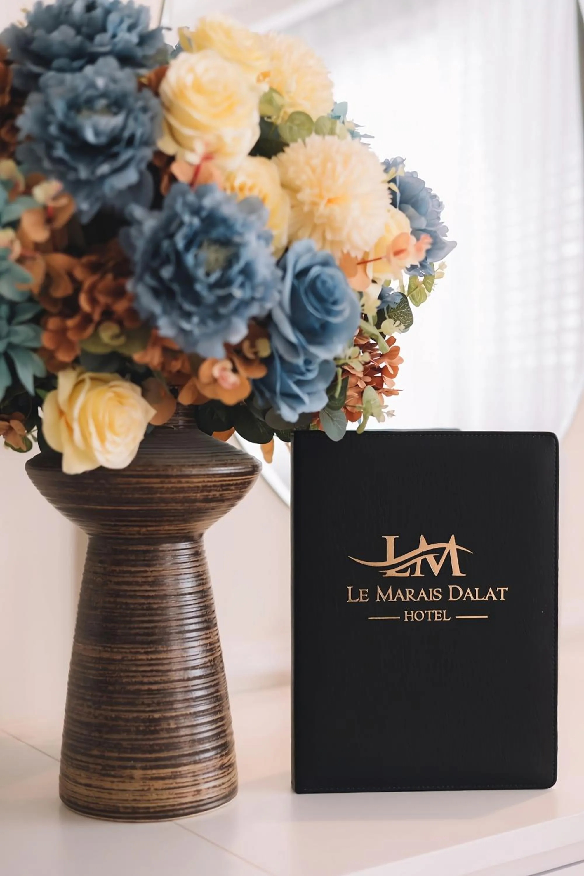 Logo/Certificate/Sign in Le Marais Hotel Dalat