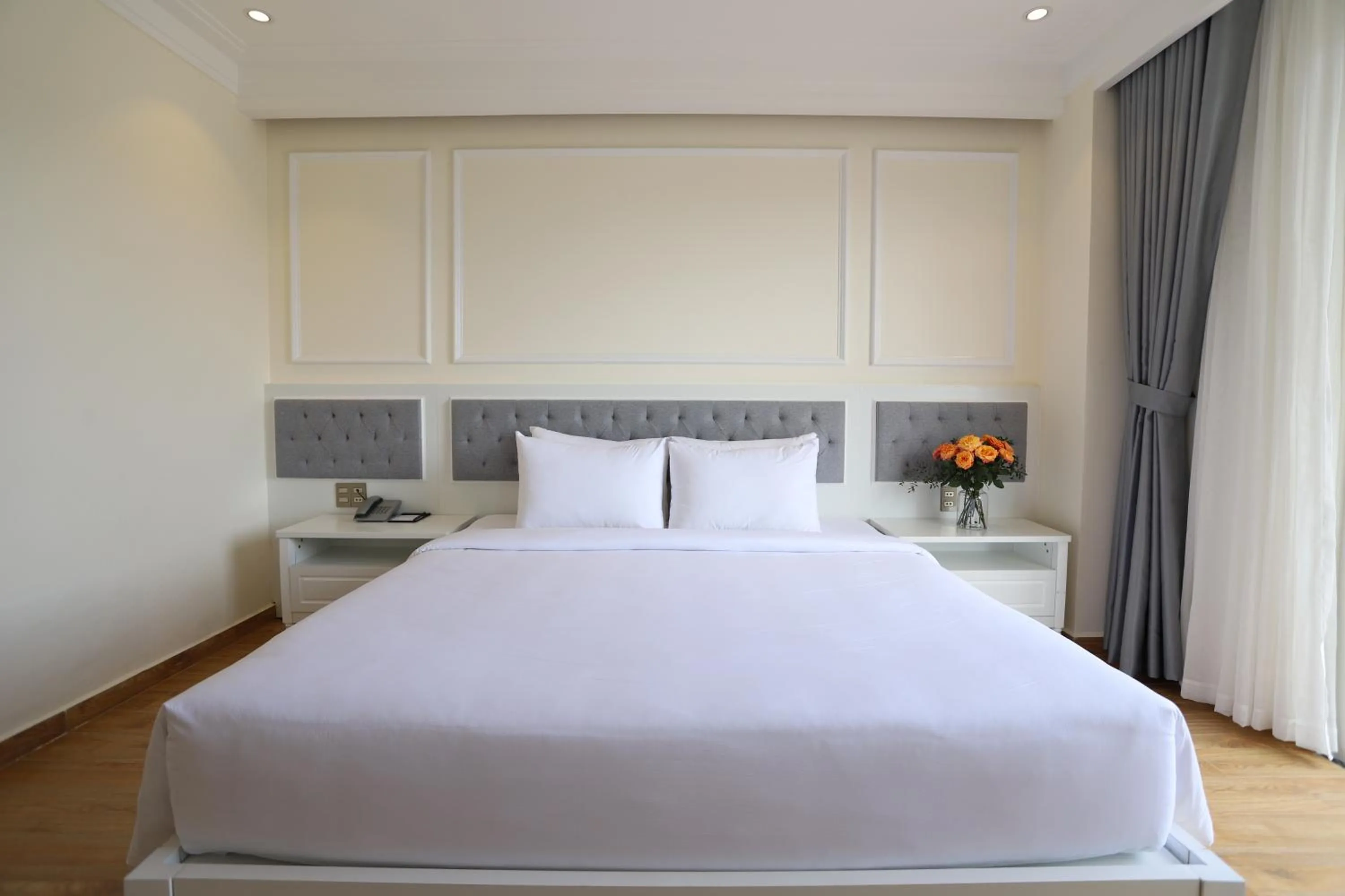 Bed in Le Marais Hotel Dalat