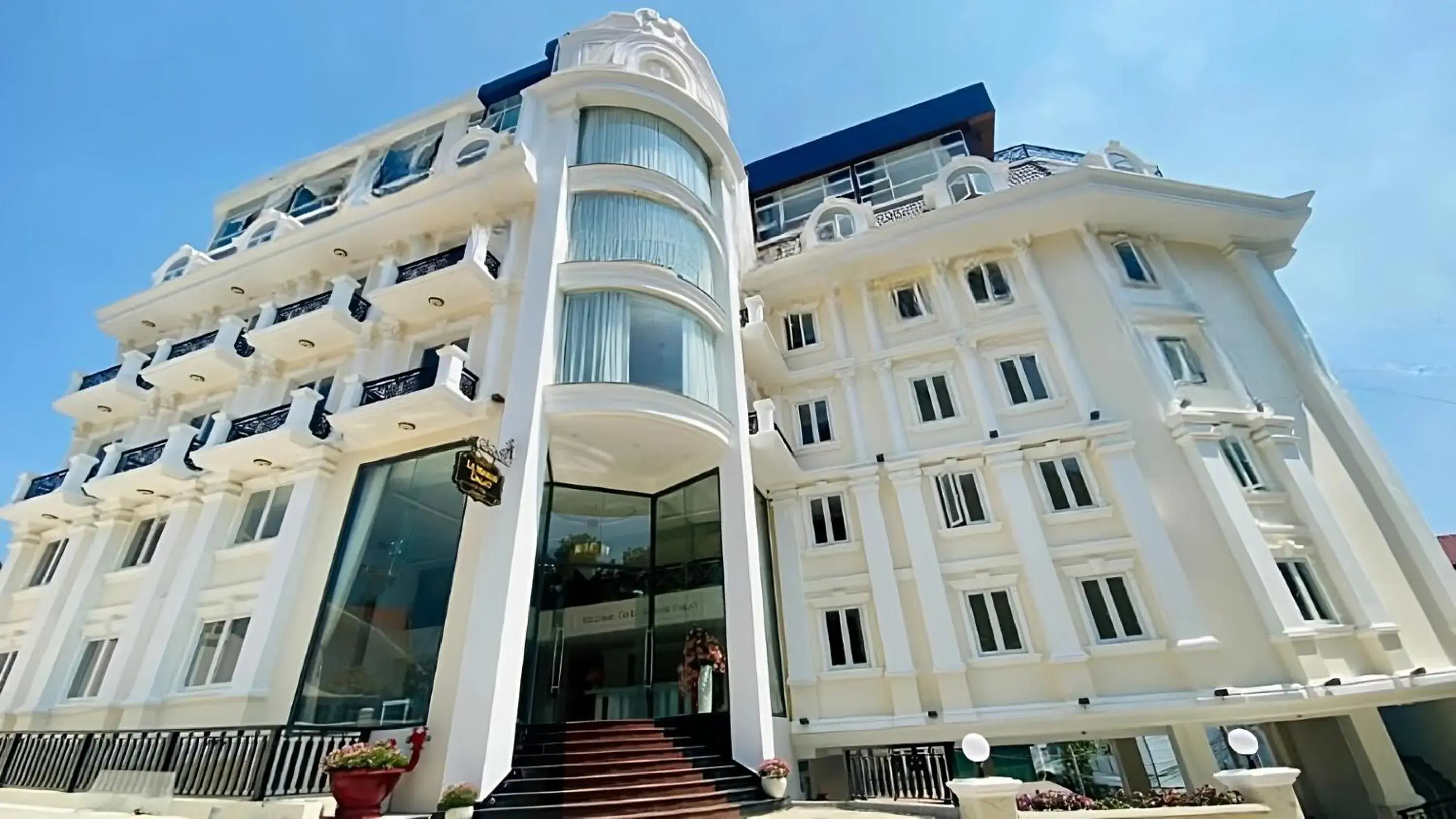 Property building in Le Marais Hotel Dalat Property building in Le Marais Hotel Dalat