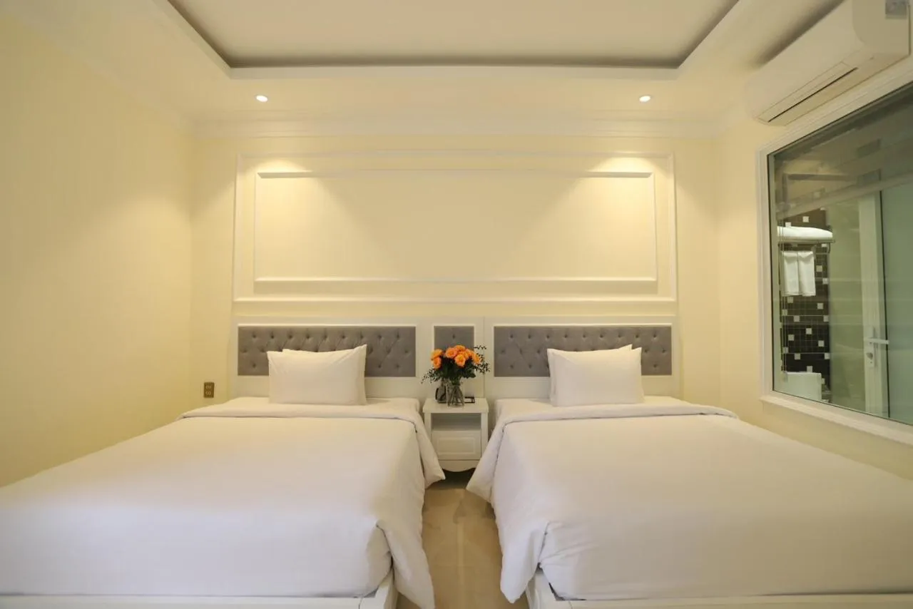 Bed in Le Marais Hotel Dalat