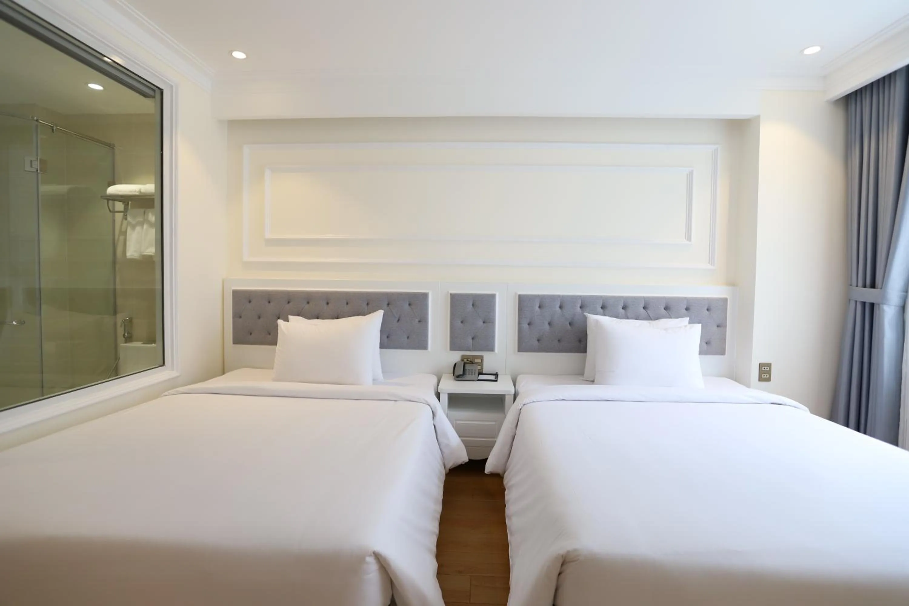 Bed in Le Marais Hotel Dalat