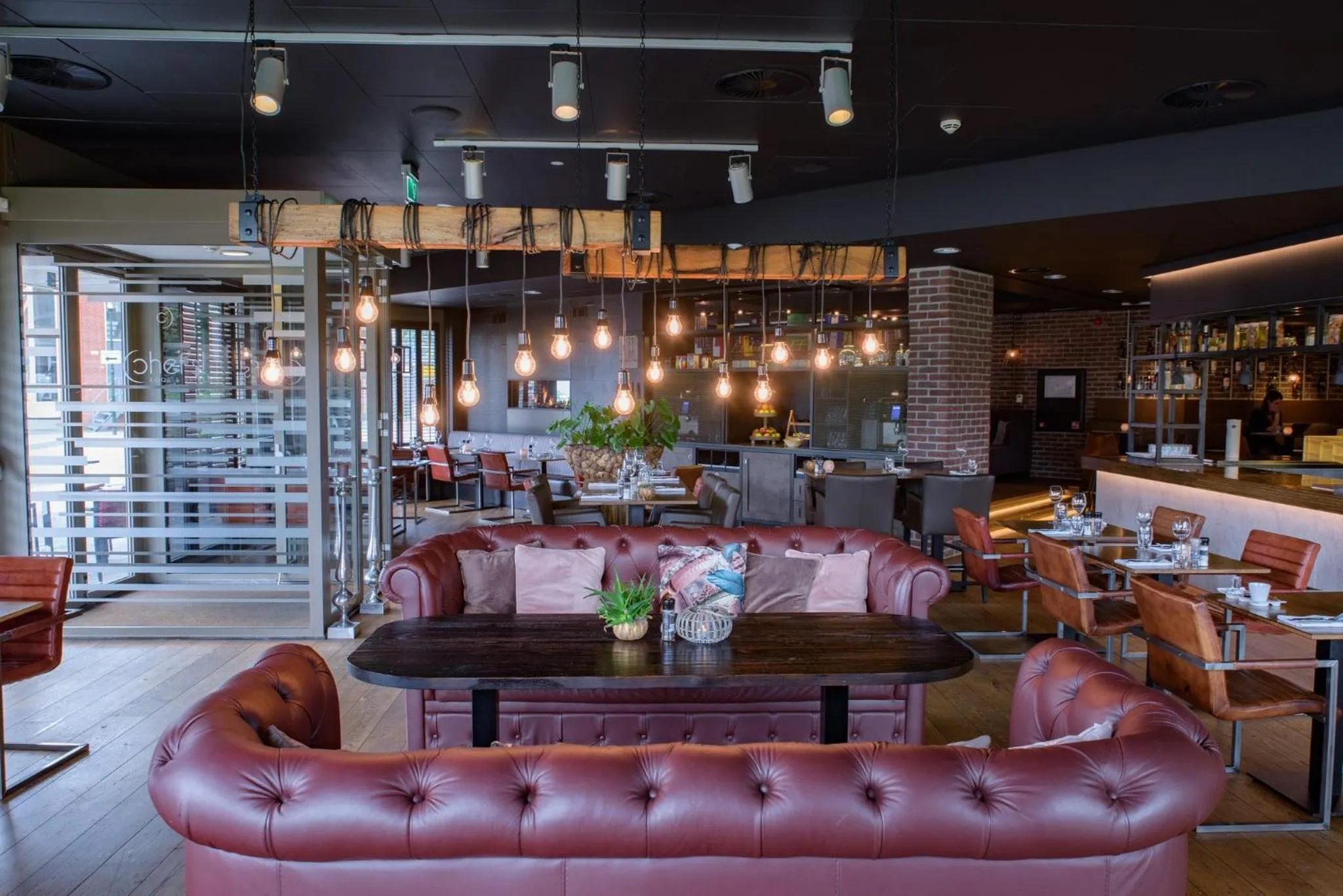 Restaurant/places to eat in Leonardo Hotel Papendrecht