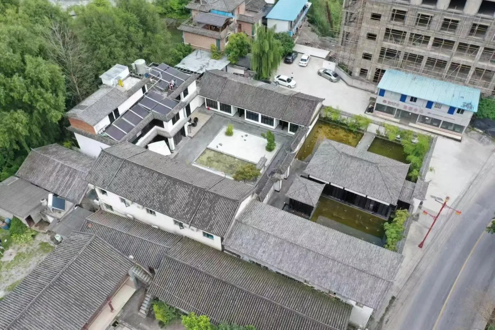 Property building in Gong Xili Qingdu Hotel