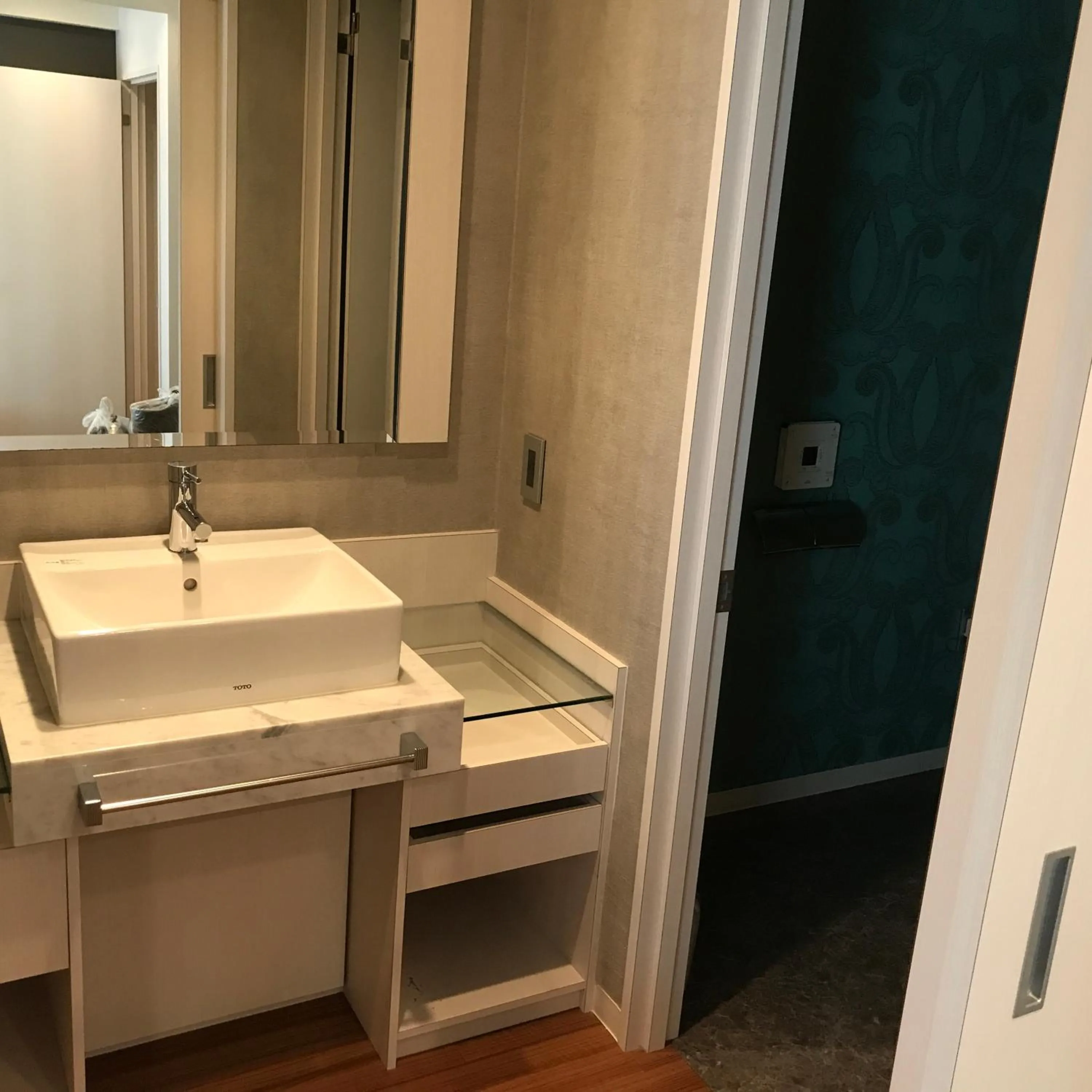 Hotel LiVEMAX Umeda Central