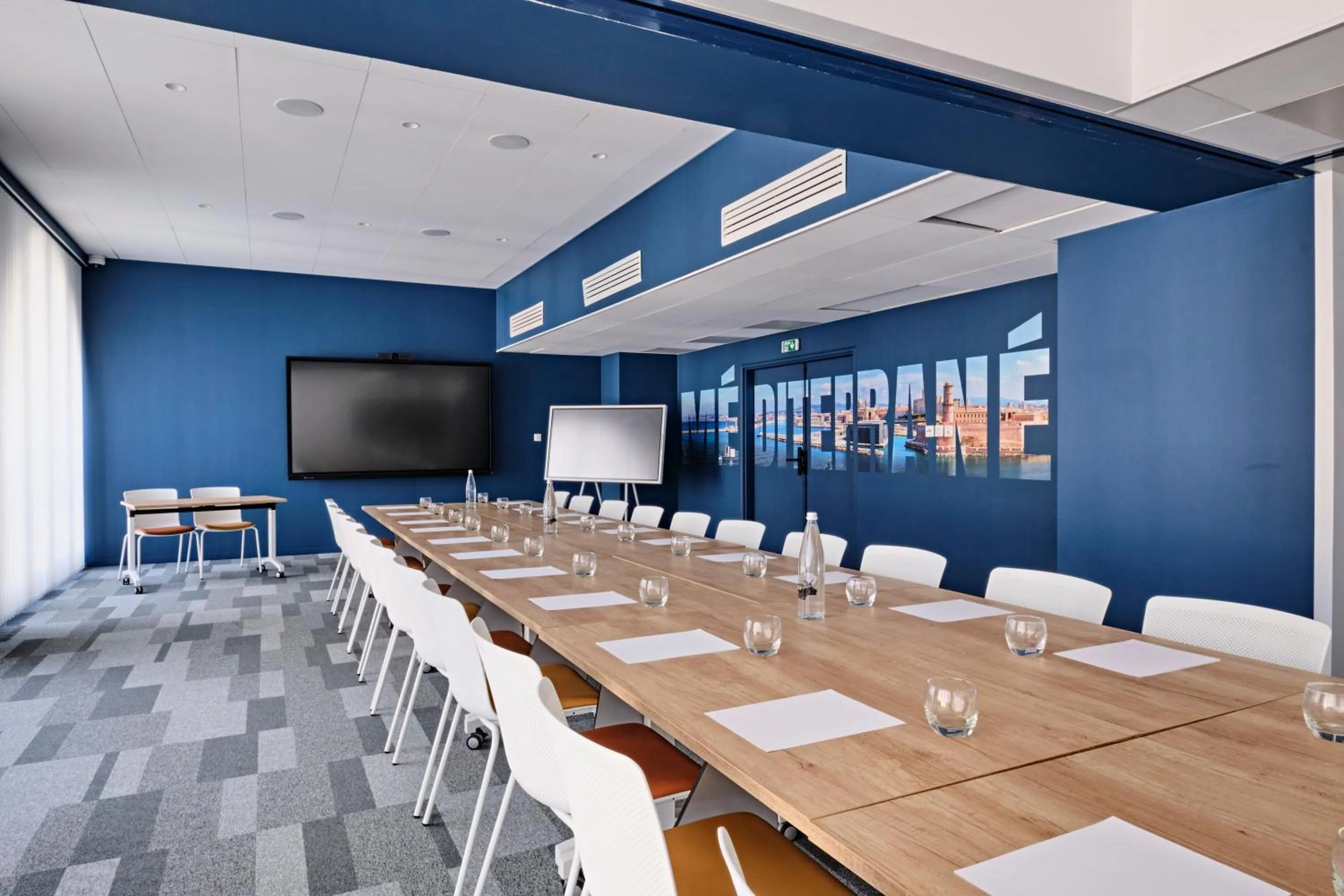 Meeting/conference room in Appart Hotel Odalys City Marseille Centre Euromed