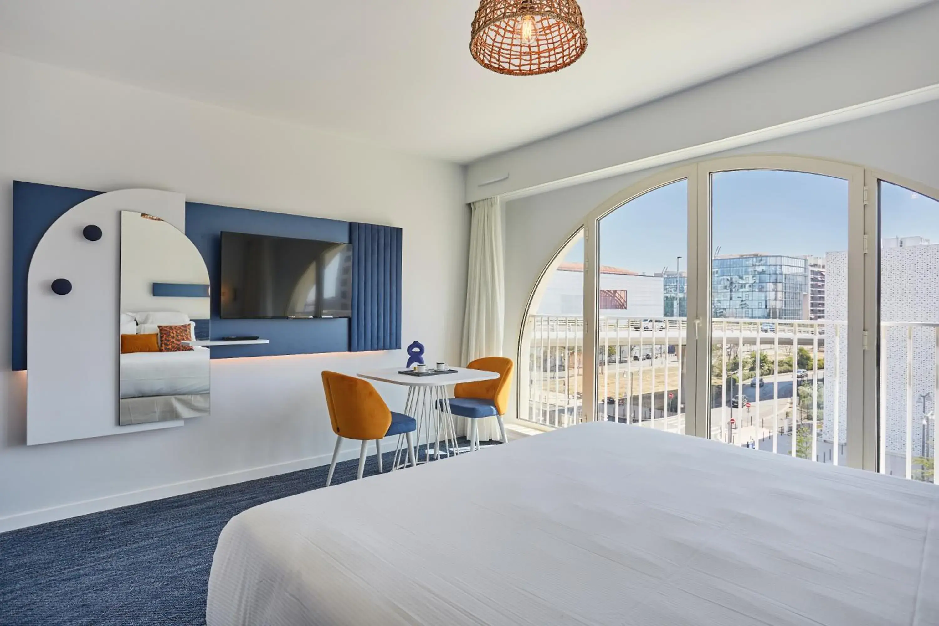 View (from property/room), Bed in Appart Hotel Odalys City Marseille Centre Euromed View (from property/room), Bed in Appart Hotel Odalys City Marseille Centre Euromed