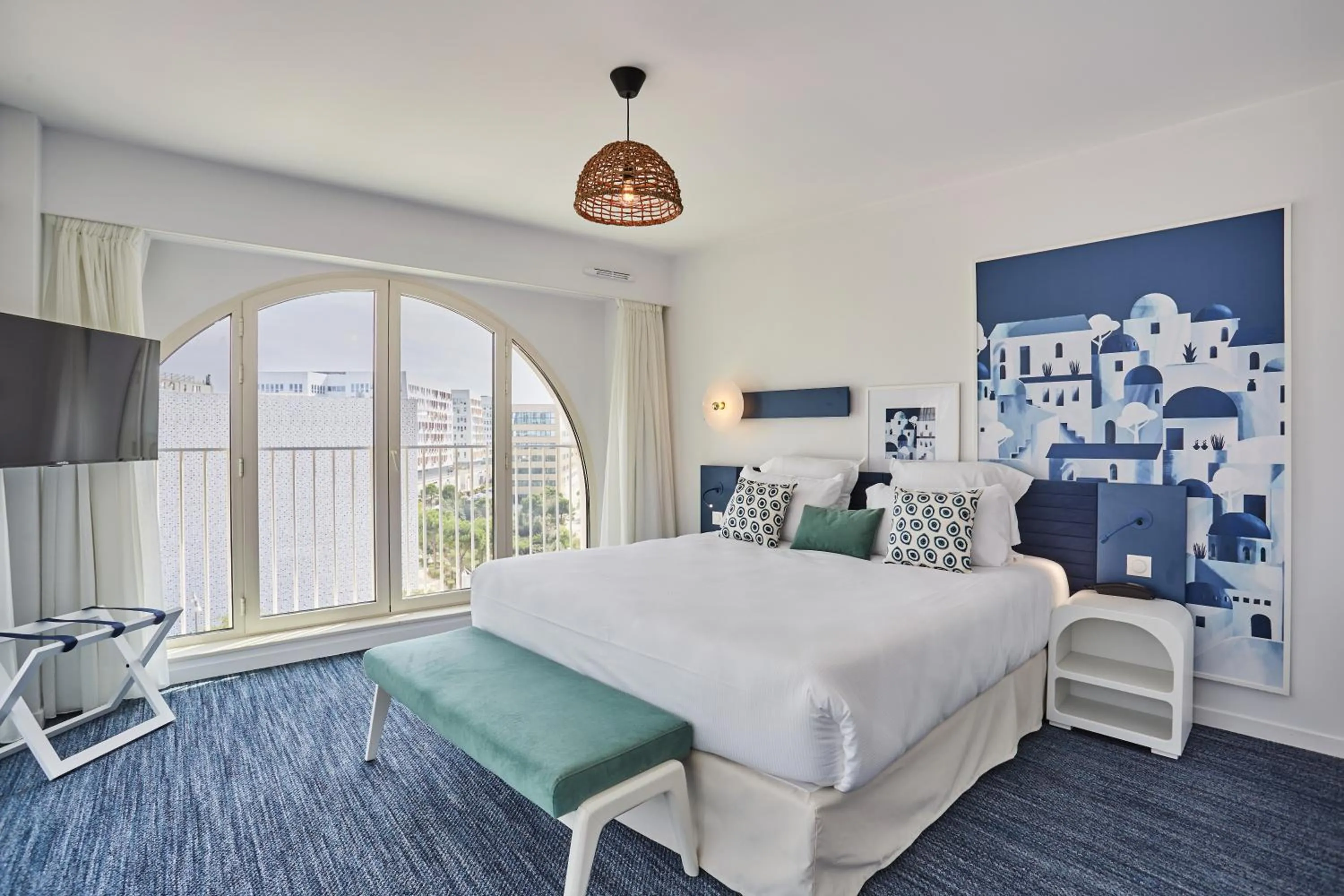 Bed in Appart Hotel Odalys City Marseille Centre Euromed