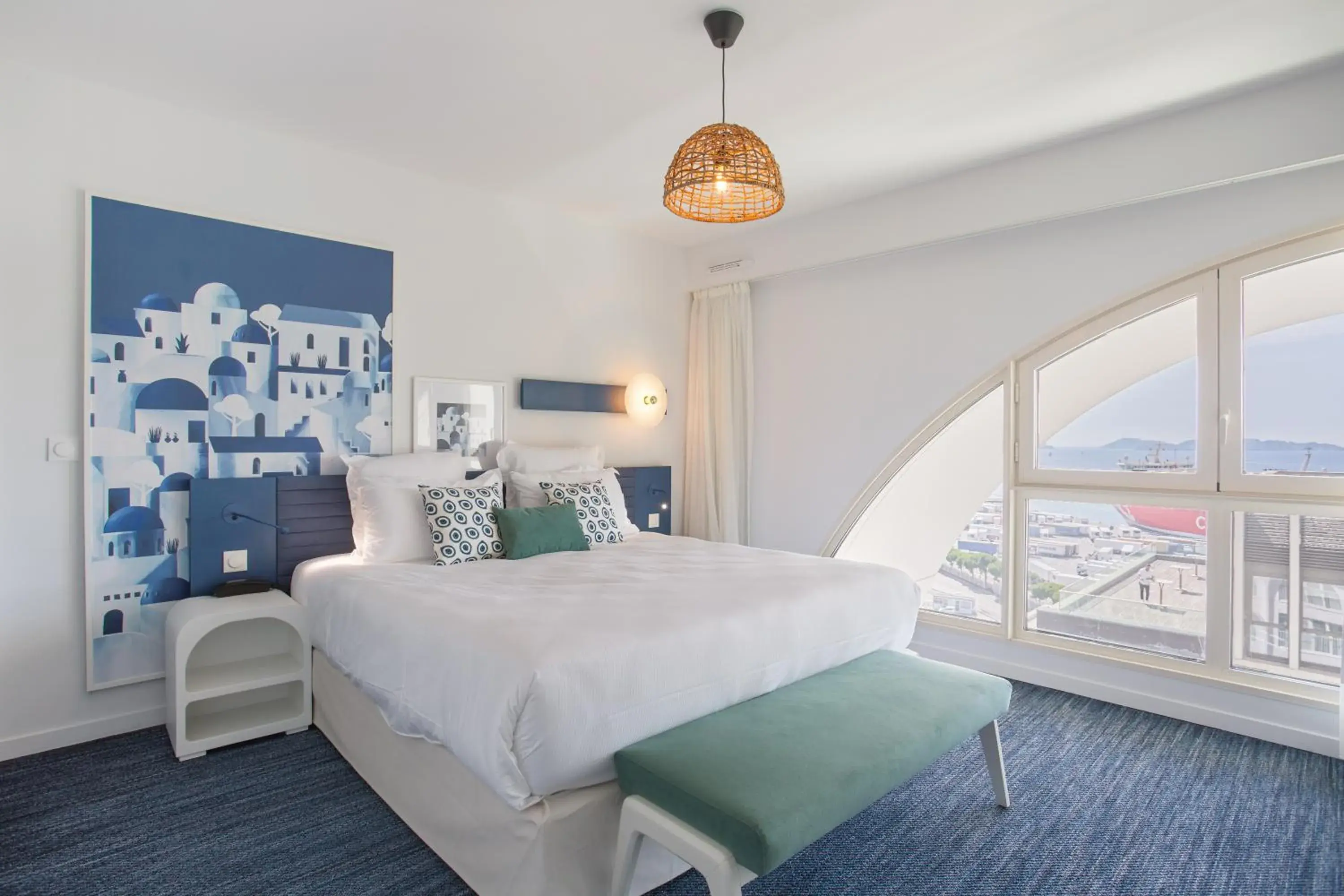 Bed in Appart Hotel Odalys City Marseille Centre Euromed Bed in Appart Hotel Odalys City Marseille Centre Euromed