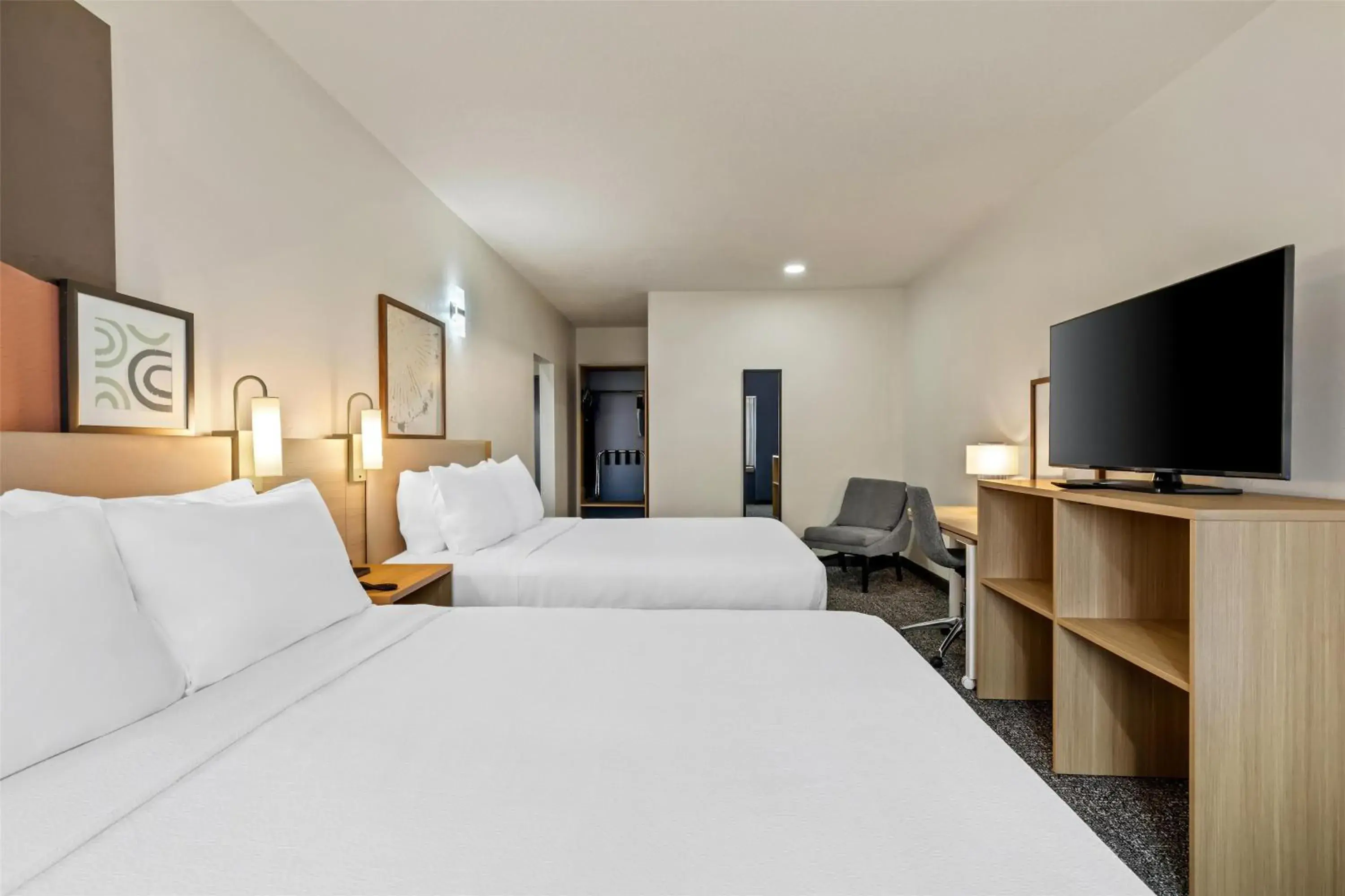 Bed in Spark by Hilton Wilkes Barre Bed in Spark by Hilton Wilkes Barre