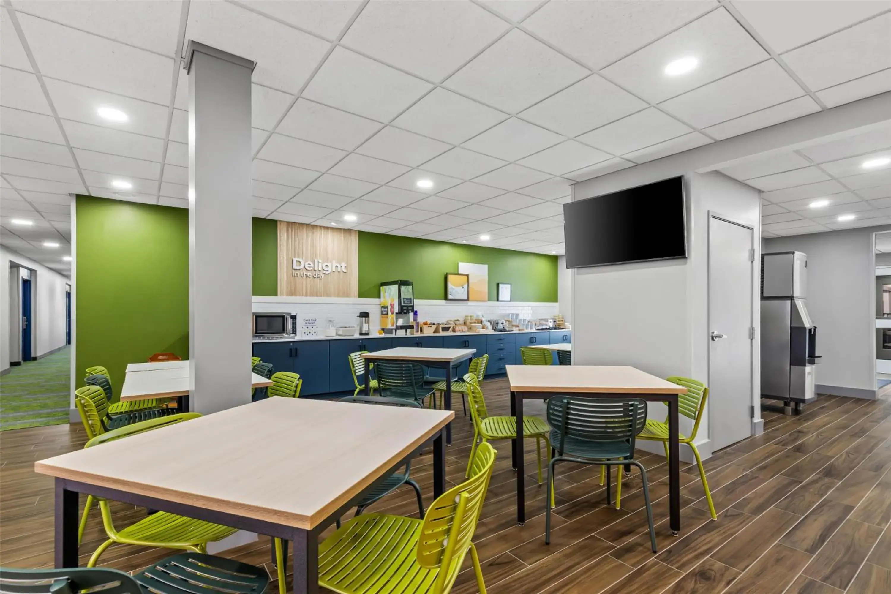 Breakfast in Spark by Hilton Wilkes Barre Breakfast in Spark by Hilton Wilkes Barre